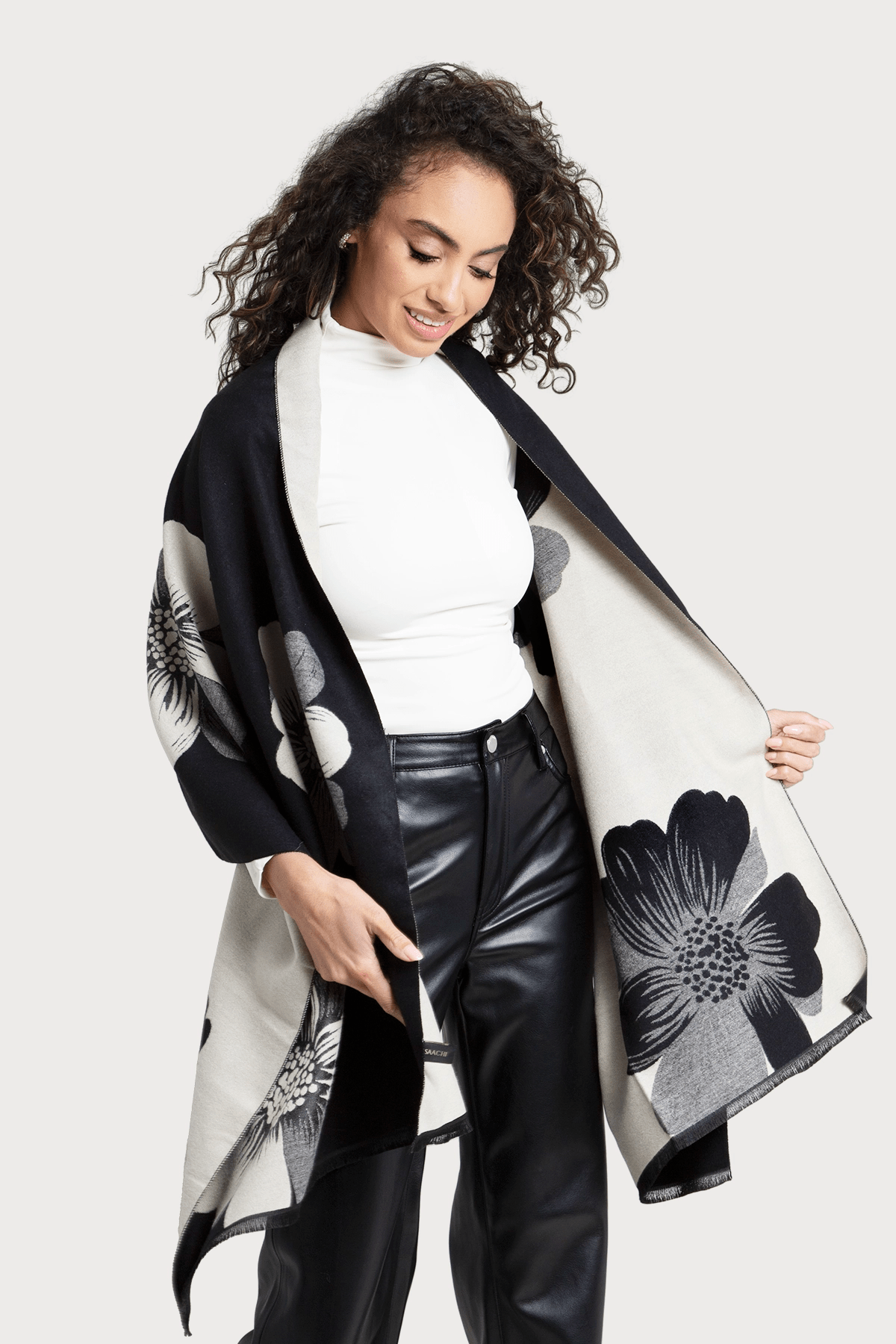 Stylish Fresh Floral Reversible Scarf - Lightweight Fashion Accessory for Women - Perfect for Spring Outfits, Office Wear & Special Occasions