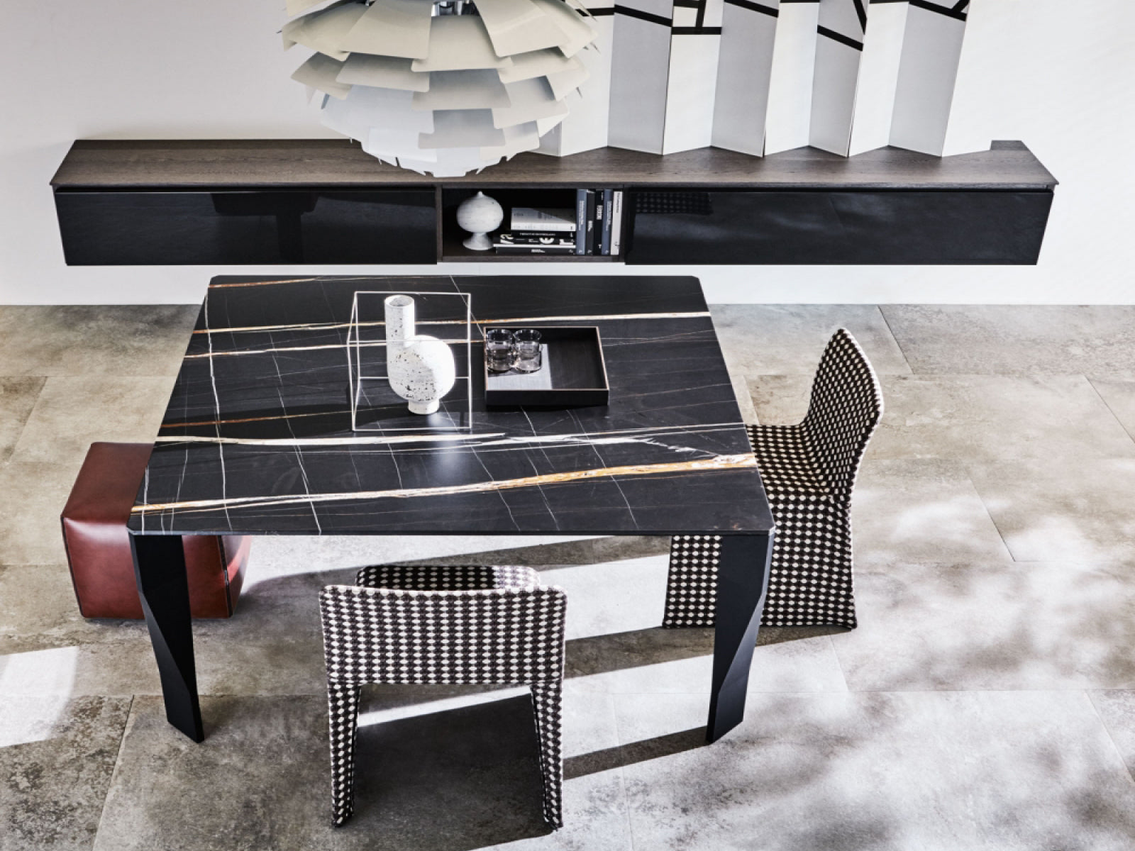 Luxury Diamond Glass Dining Table Set - Modern Elegant Round or Rectangular Design for Home & Restaurant Use - Perfect for Family Gatherings, Dinner Parties & Fine Dining
