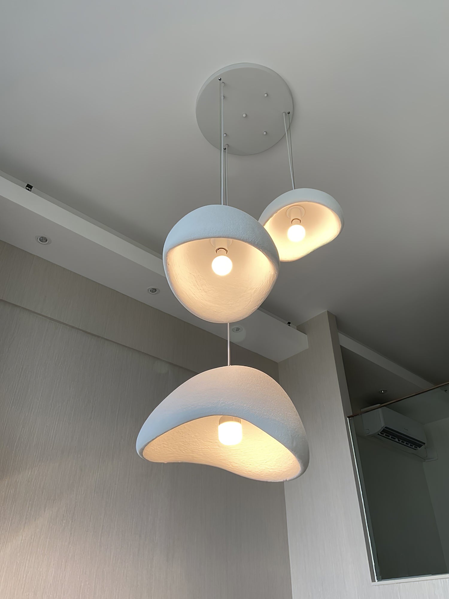 Modern Cloud Pendant Light - Stylish Ceiling Lighting Fixture for Living Room, Bedroom, or Dining Area - Perfect for Home Decor and Ambient Lighting