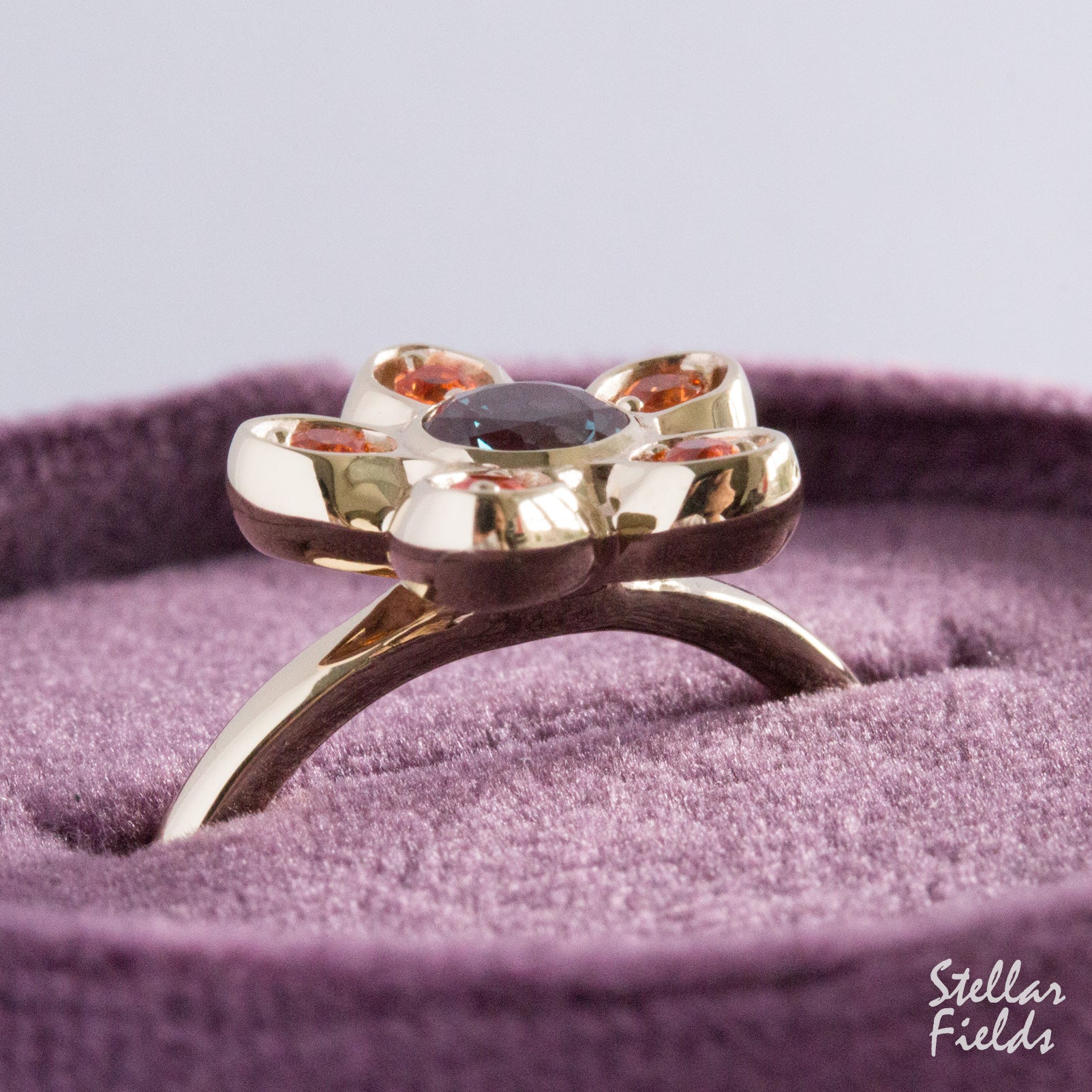 Alexandrite Star Cluster Ring with Padparadscha Sapphire Accents - Elegant Vintage Jewelry for Weddings, Anniversaries & Special Occasions