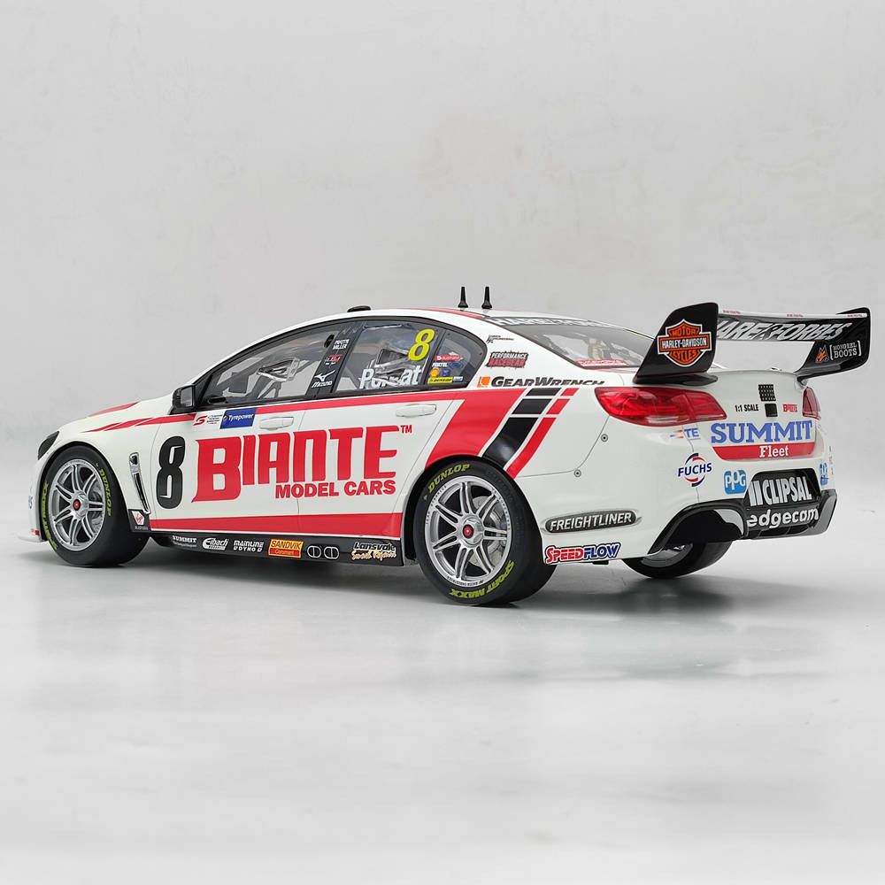 1/12 Scale Holden VF Commodore 2017 Tyrepower Tasmania SuperSprint #8 Resin Model Car - Collectible Diecast Toy Gift for Car Enthusiasts, Perfect for Display, Racing Fans, and Holiday Presents