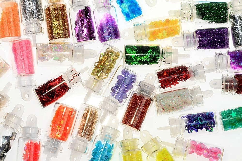 Professional 190-Piece Nail Art Kit with 100 Nails, 15 Brushes, 5 Dotting Tools, 48 Glitter Bottles, 10 Tapes, 2 Glues & 10 Guide Stickers – DIY Manicure Set for Home Salon, Party & Gift Giving