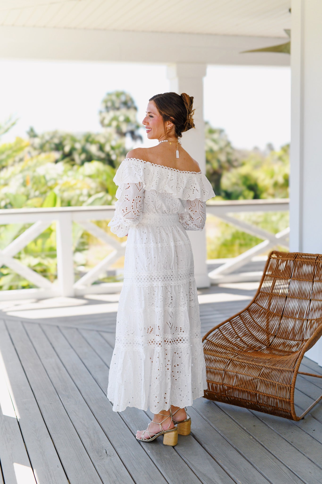 Elegant White Off Shoulder Lace Dress for Women - Perfect for Weddings, Parties & Special Occasions
