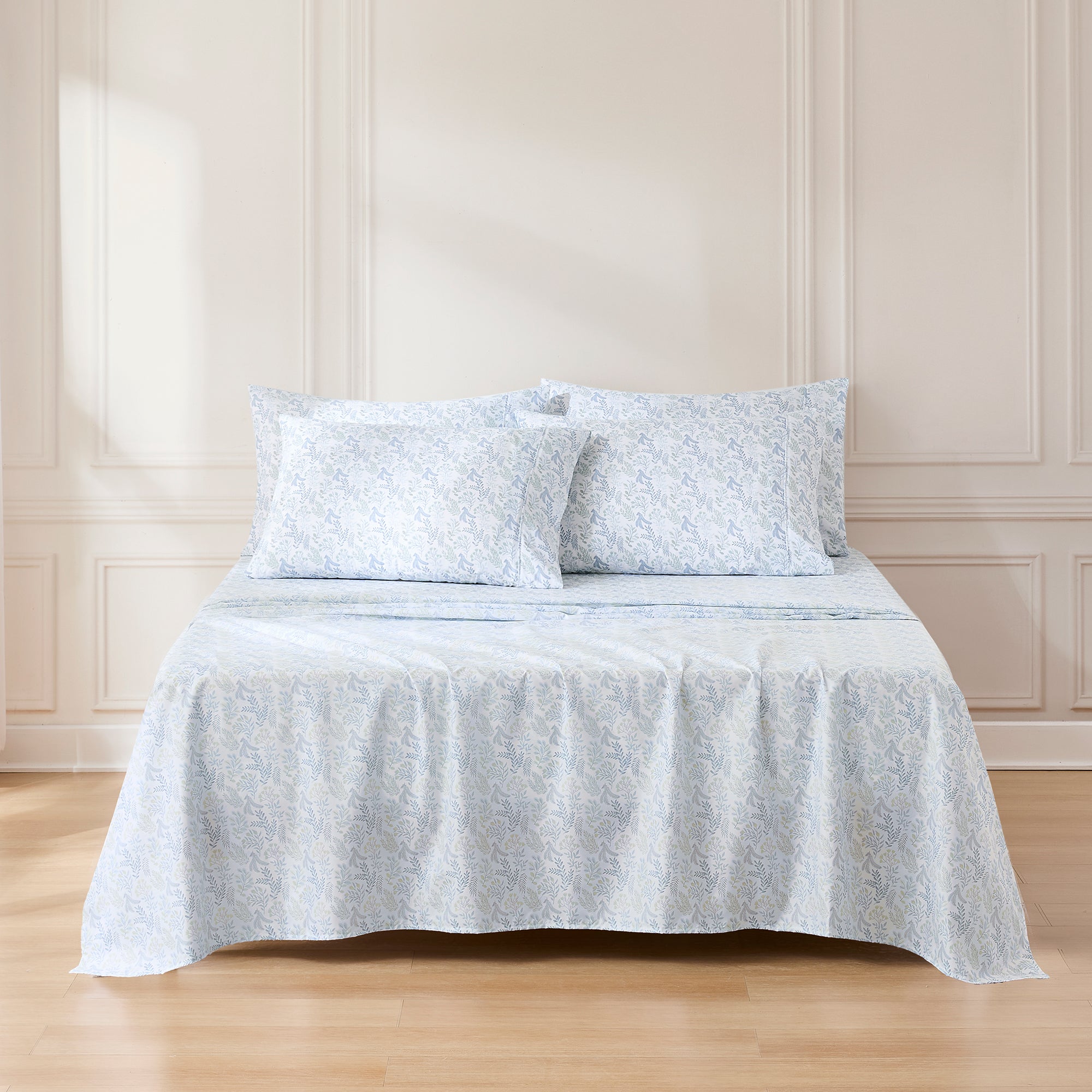 Botanical Leaf and Floral Printed Cotton Sheet Set - Queen Size Bedding with Soft Breathable Fabric for Home Decor and Comfortable Sleep