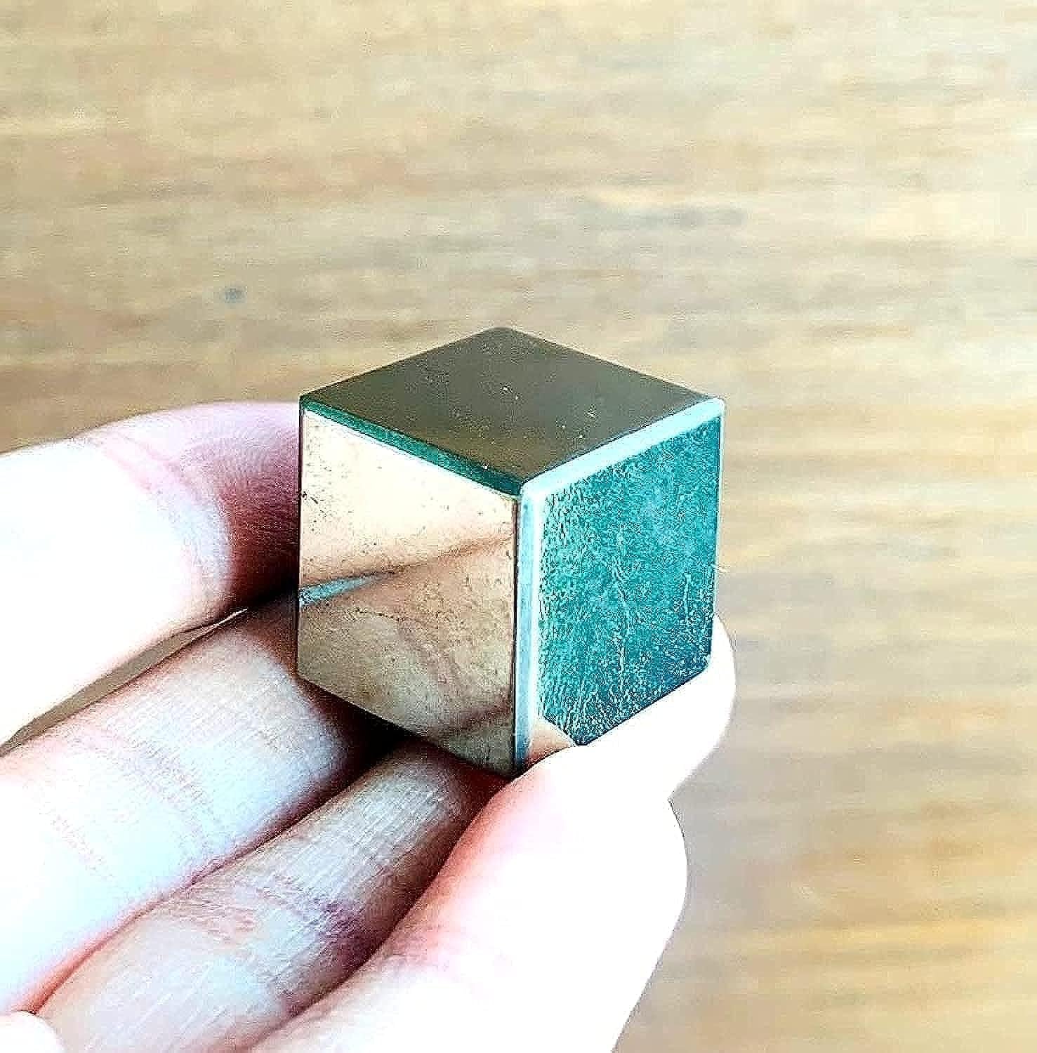 Natural Golden Pyrite Crystal Cube - Healing Gemstone for Aura Cleansing, Reiki & Feng Shui | Handcrafted Spiritual Gift for Wellness & Wisdom | Perfect for Meditation, Home Decor & Positive Energy