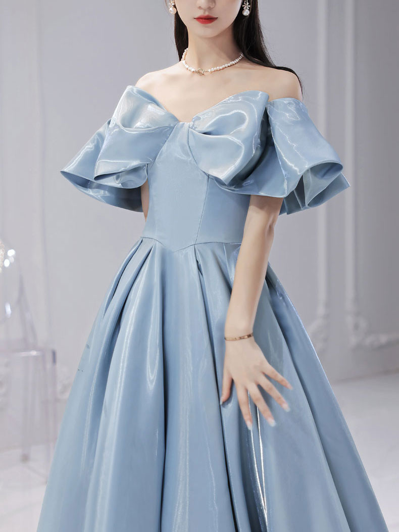 Elegant Royal Blue Satin Long Prom Dress for Women - Formal Graduation Gown for Evening Parties & Special Occasions
