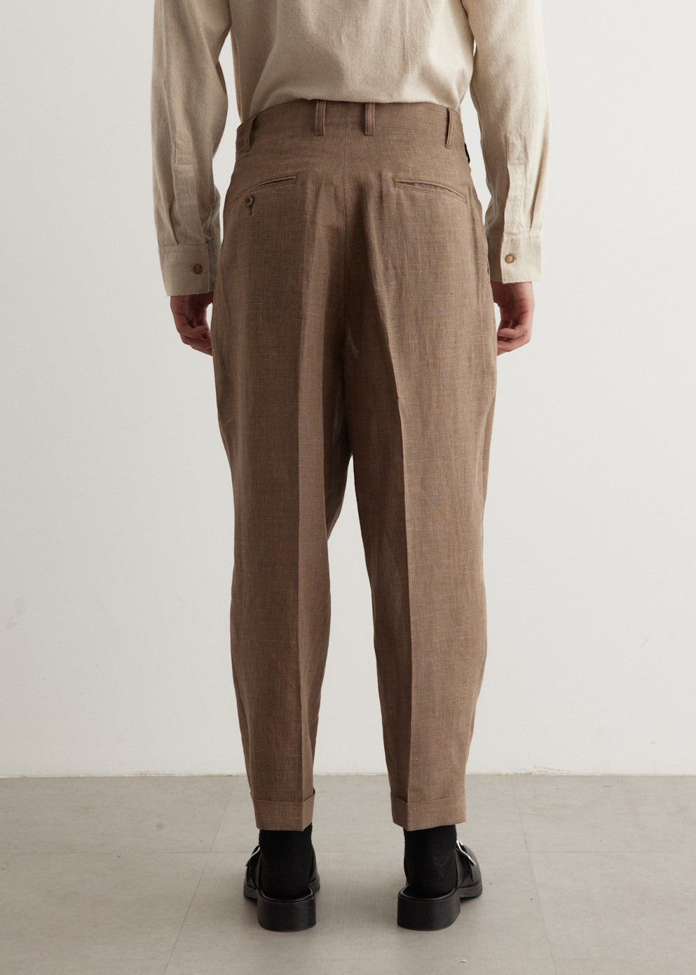 2-Pleat Tapered Linen Pants in Classic Houndstooth Pattern - Comfortable & Stylish for Office Wear, Business Casual & Smart Outfits