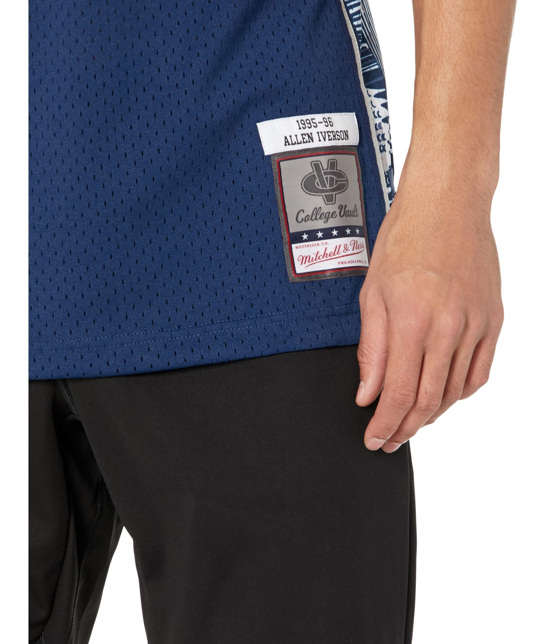Allen Iverson Georgetown Hoyas Authentic Basketball Jersey for Men - Perfect for Game Day, Fan Events & Sports Collectibles