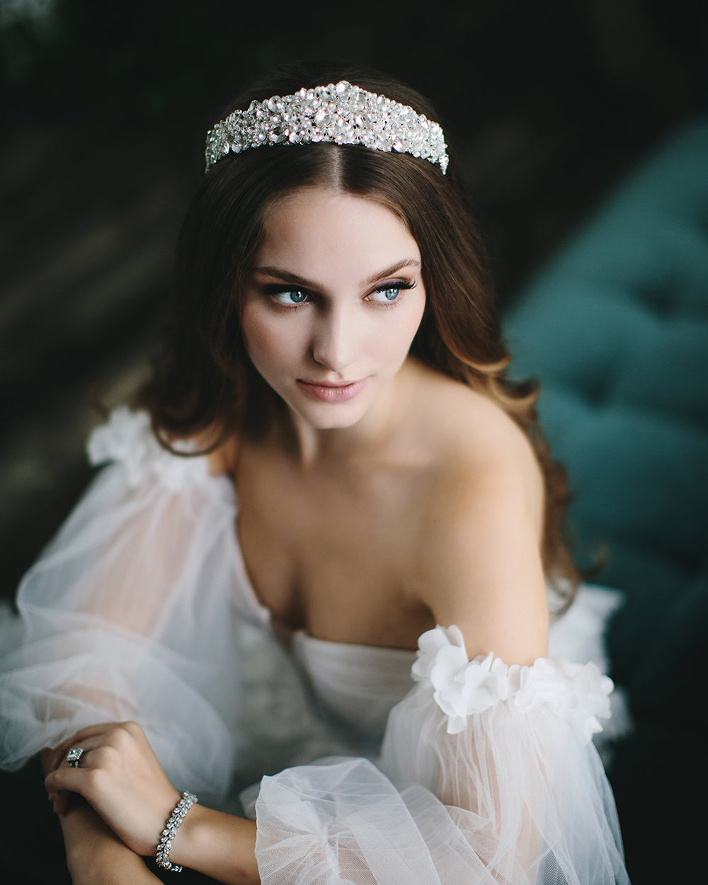 Everleigh Pearl Crown - Elegant Rhinestone Tiara for Women & Girls, Perfect for Weddings, Prom, Pageants & Special Occasions