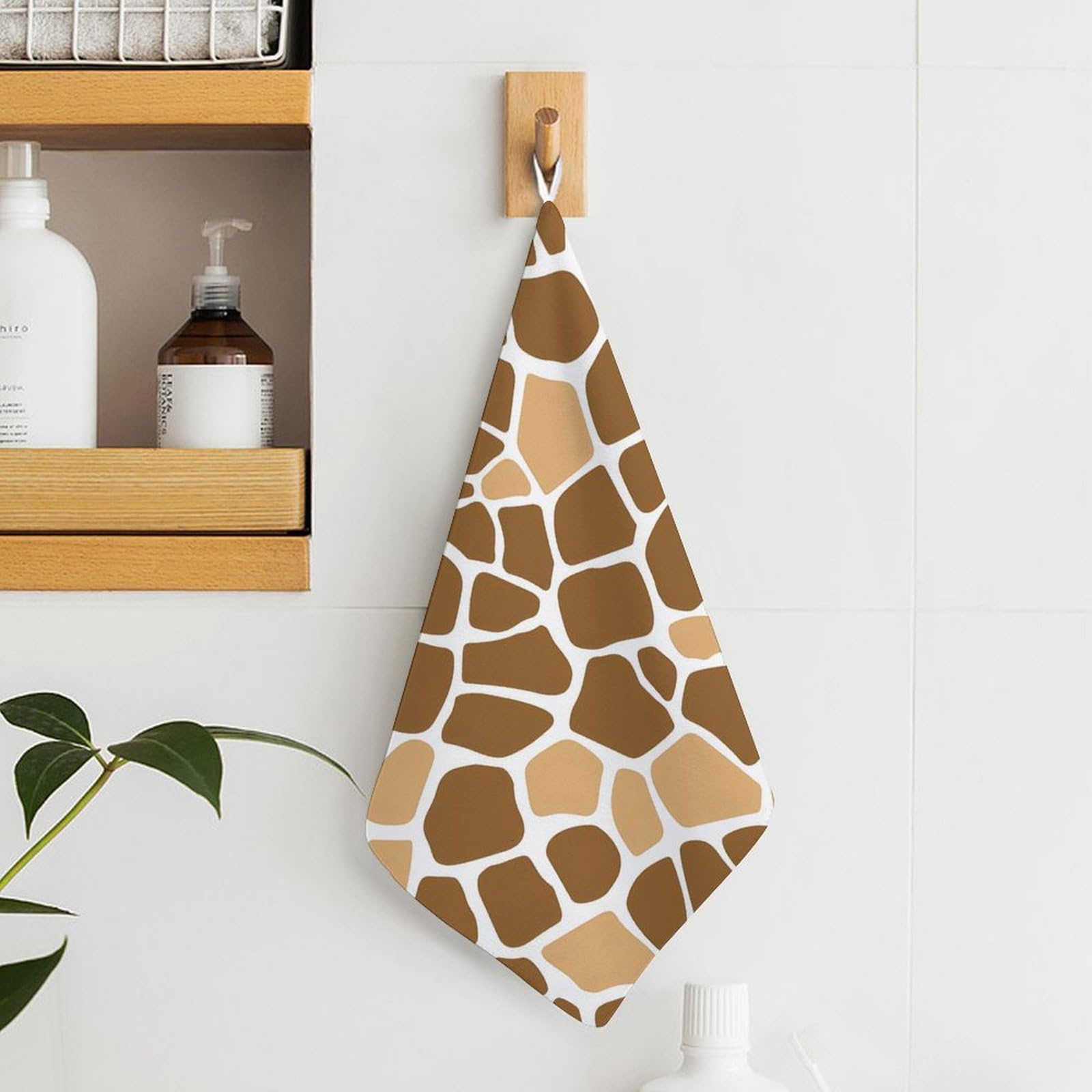 Giraffe Print Square Hand Towels - 4PCS Quick Dry Bathroom & Kitchen Towels with Hanging Loop for Face Washing, Dish Drying & Home Decor