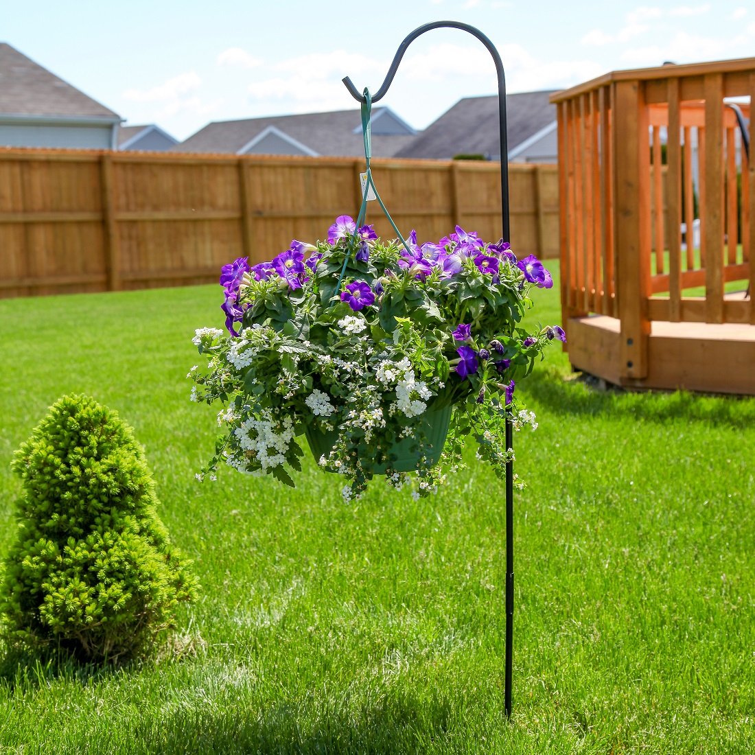 Home-X 48-Inch Adjustable Steel Shepherds Hook for Hanging Planters, Bird Feeders, Mason Jars, Solar Lights & Lanterns – Heavy Duty Garden Hook for Outdoor Decor & Pest Control (Perfect for Patio, Yard & Garden Decoration)