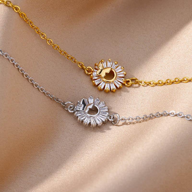 Luxury Gold Stainless Steel Sunflower Charm Bracelet for Women - Elegant Wedding, Party & Anniversary Jewelry Gift - Perfect for Daily Wear & Special Occasions