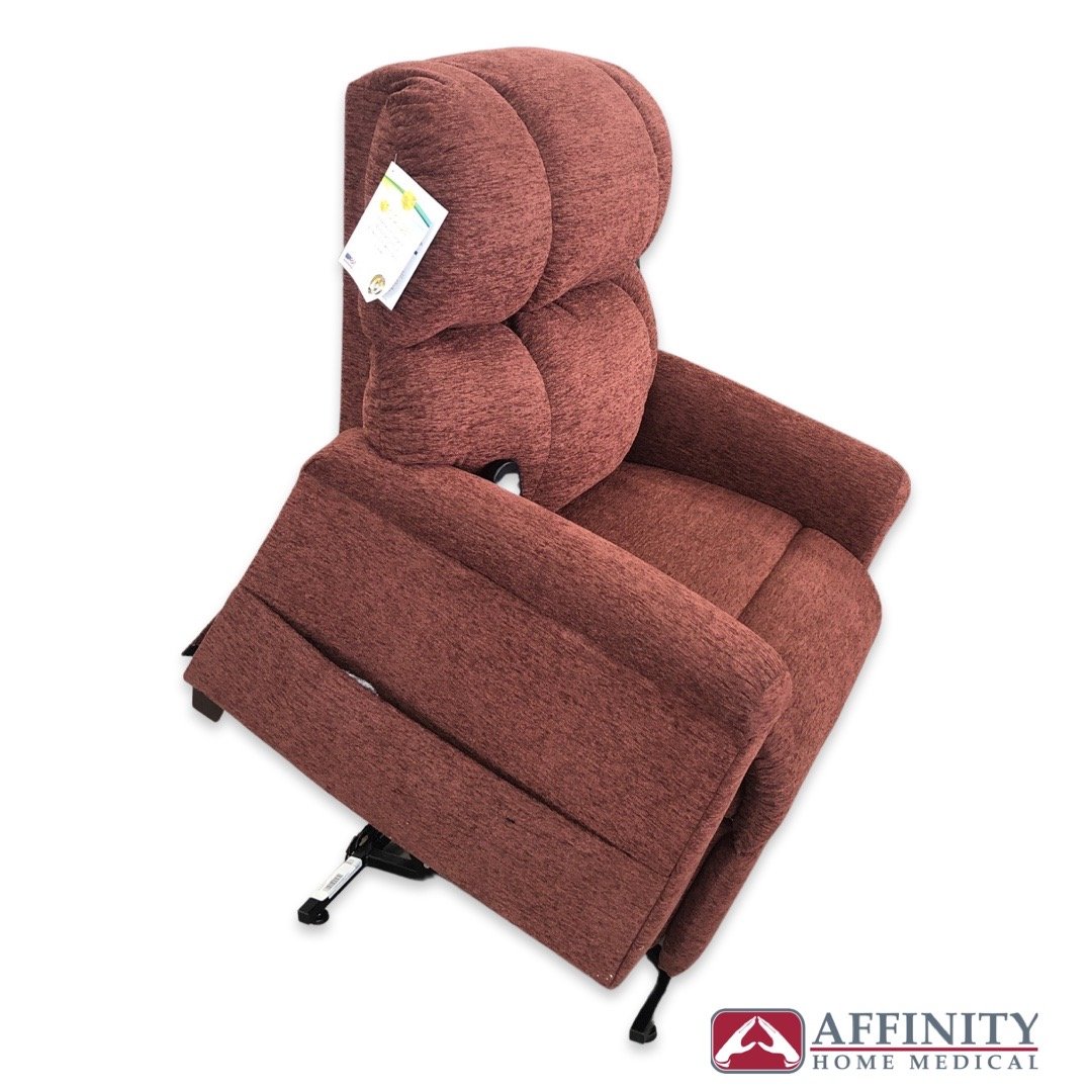 Maxicomfort PR 535 Large Portable Fabric Recliner with Heating, Massage & Footrest Extension - Perfect for Home Theater, Living Room Relaxation & Pain Relief Therapy