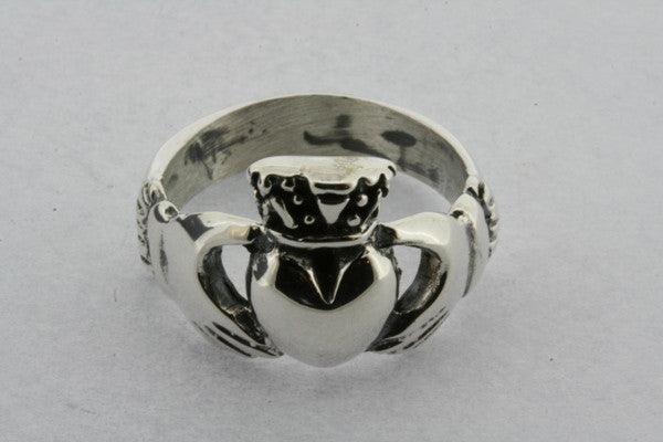 Elegant Regal Heart Ring - Sterling Silver Jewelry for Women, Perfect for Valentine's Day, Anniversary & Romantic Gifts
