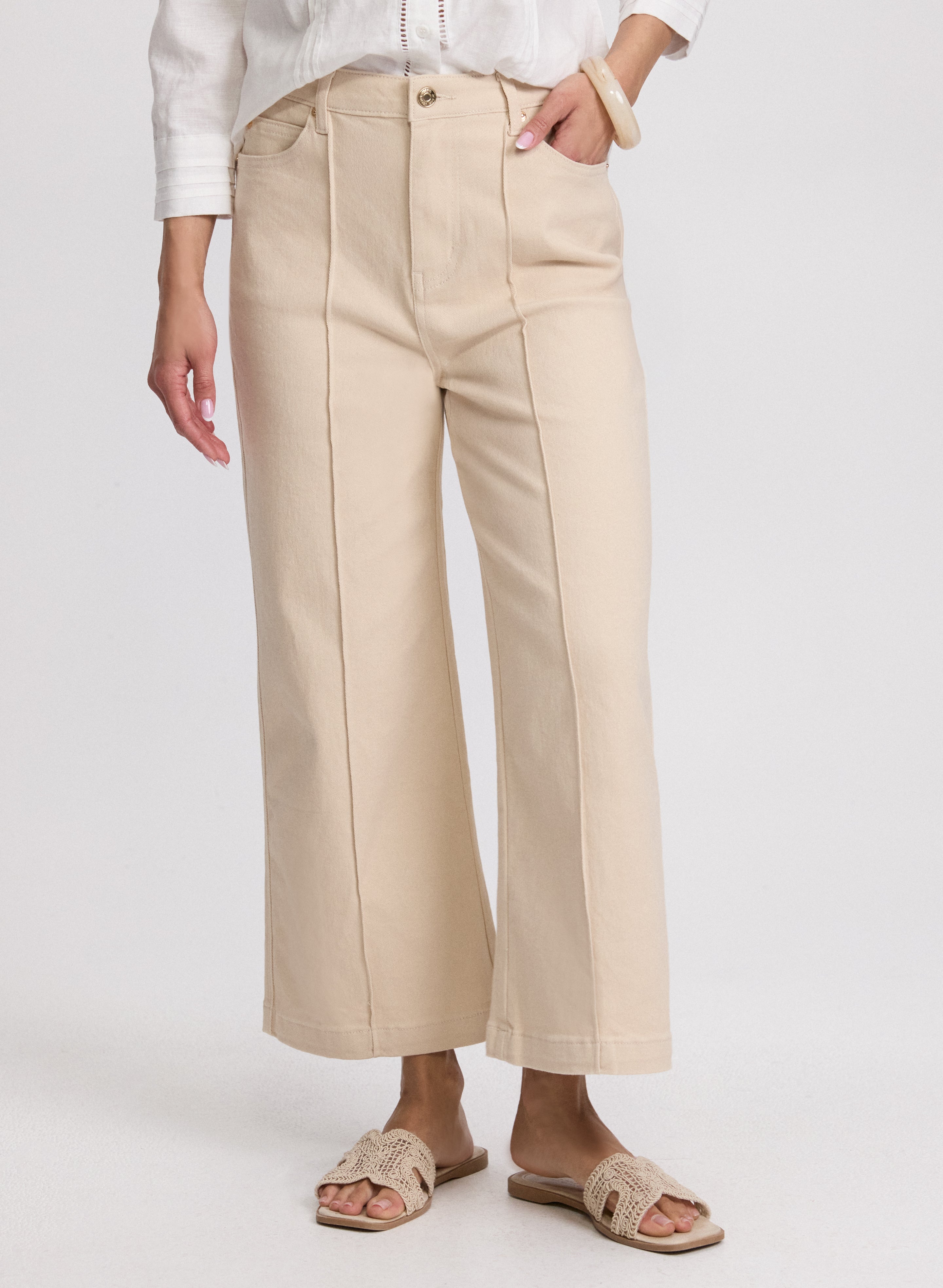 Cropped Flare Leg Jeans for Women - High Waisted Stretch Denim Pants - Trendy Vintage Style for Casual Outfits & Streetwear Fashion