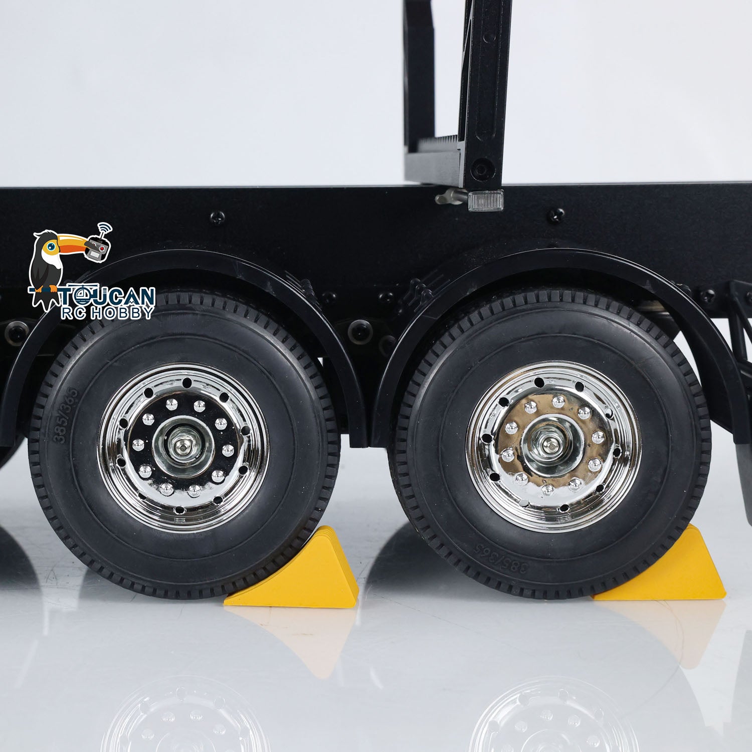 1/14 Scale Custom Hydraulic Metal RC Logging Crane Trailer - Painted & Assembled with LED Light System (99x40x20cm) - Perfect for RC Construction & Logging Simulation, Heavy Duty Hauling & Off-Road Scenarios