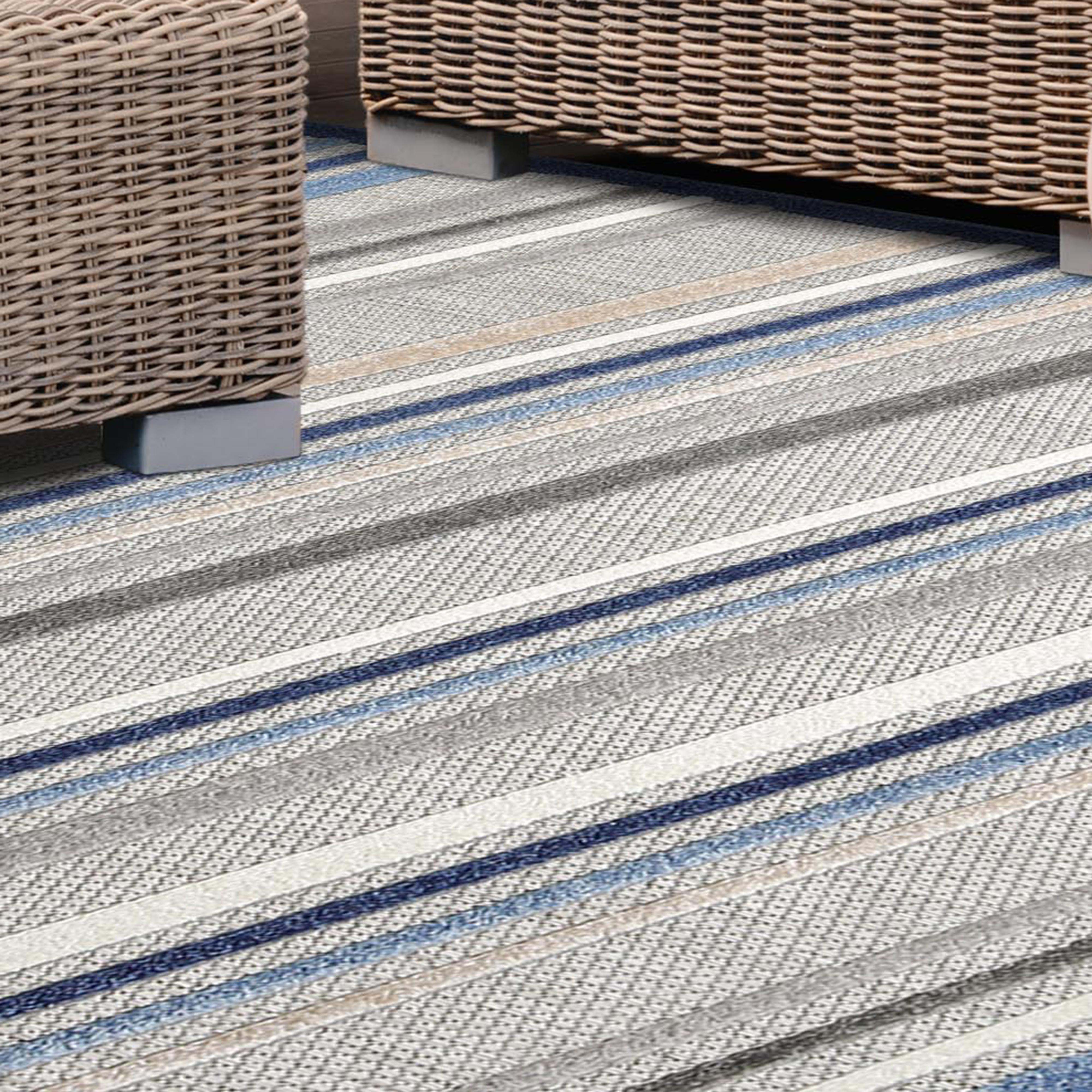 Stylish Eastyn Casual Stripe Geometric Area Rug - Soft Indoor/Outdoor Floor Mat for Living Room, Bedroom, Patio & Deck Decor