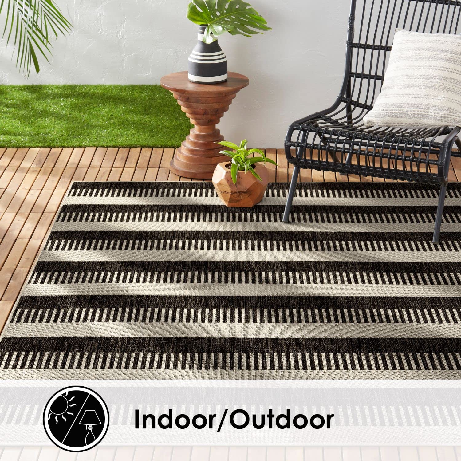 Nicole Miller New York Patio Country Charlotte Modern Stripe Indoor/Outdoor Area Rug - Black & Grey - 7'9