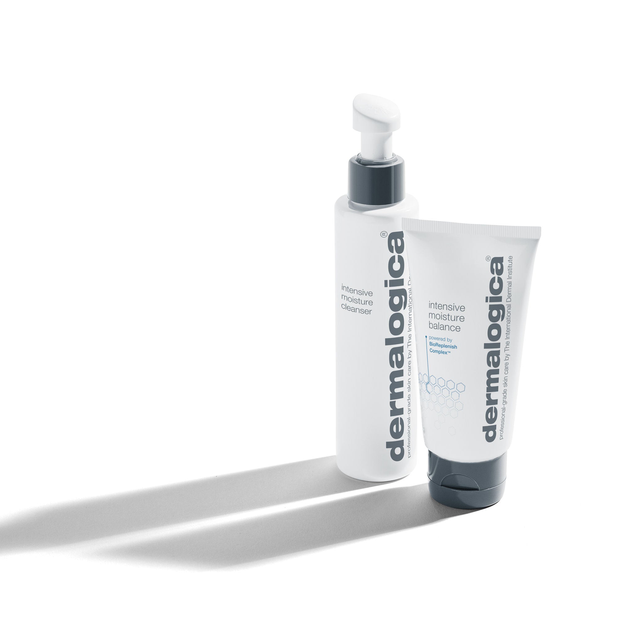 Deep Hydrating Facial Cleanser for Dry Skin - Gentle Daily Face Wash with Hyaluronic Acid & Vitamin E - Perfect for Morning & Night Skincare Routine
