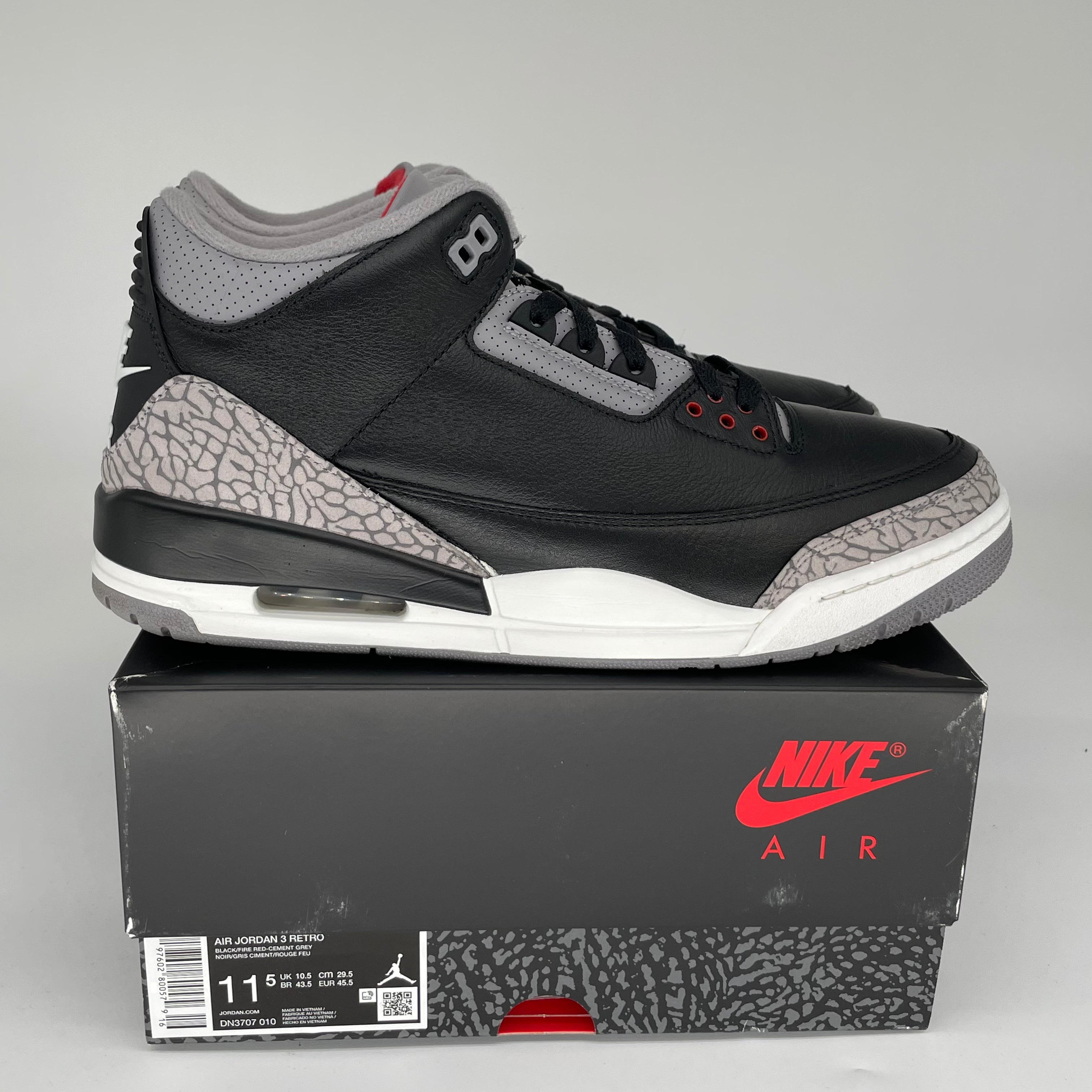 Air Jordan 3 Retro 'Black Cement Reimagined' Men's Basketball Shoes Size 11.5 (DN3707-010) - Classic Sneakers for Streetwear & Basketball Performance