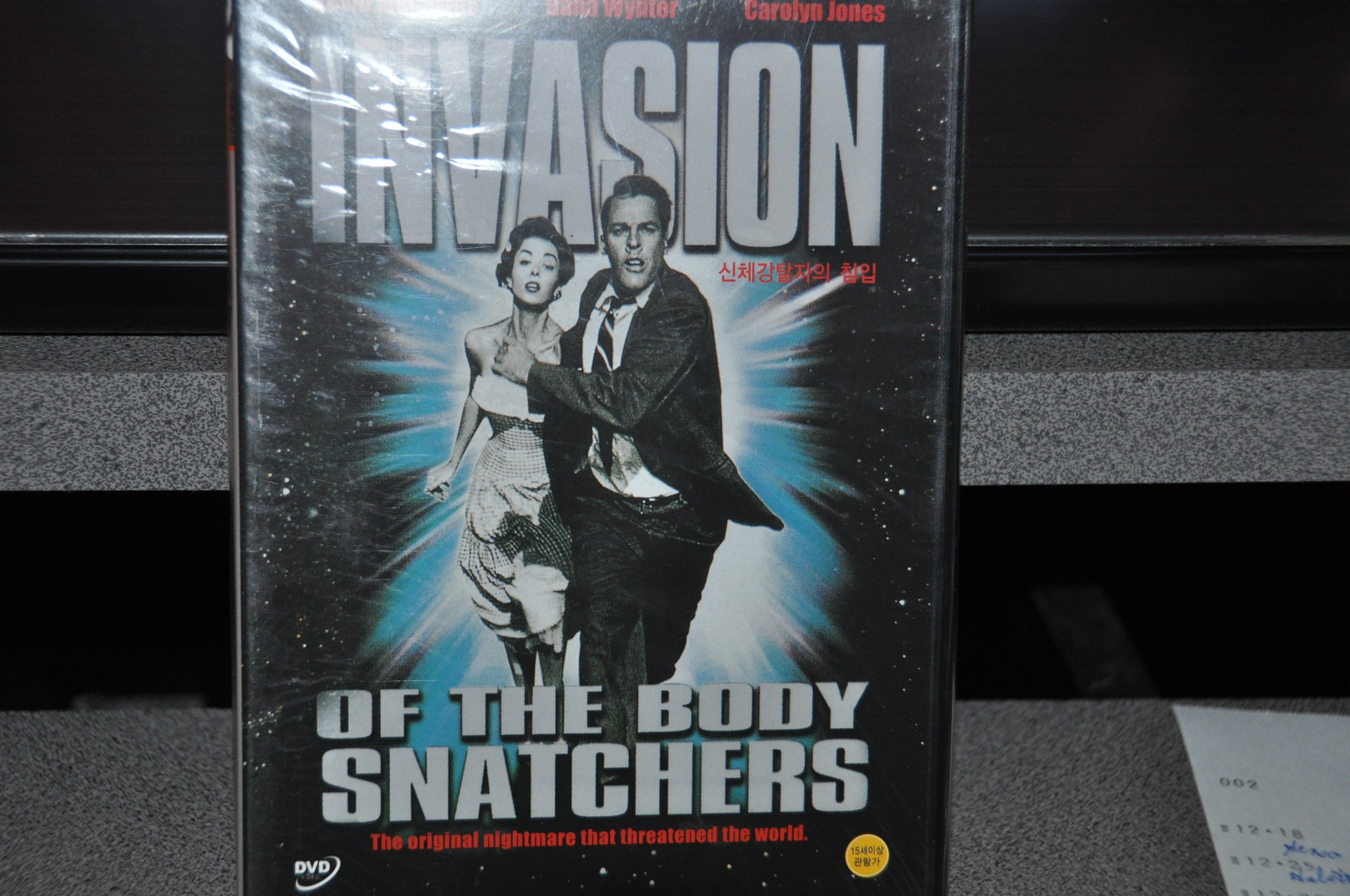 Invasion of the Body Snatchers - Classic Sci-Fi Horror Movie DVD | Alien Invasion Thriller Film for Movie Nights & Halloween Parties
