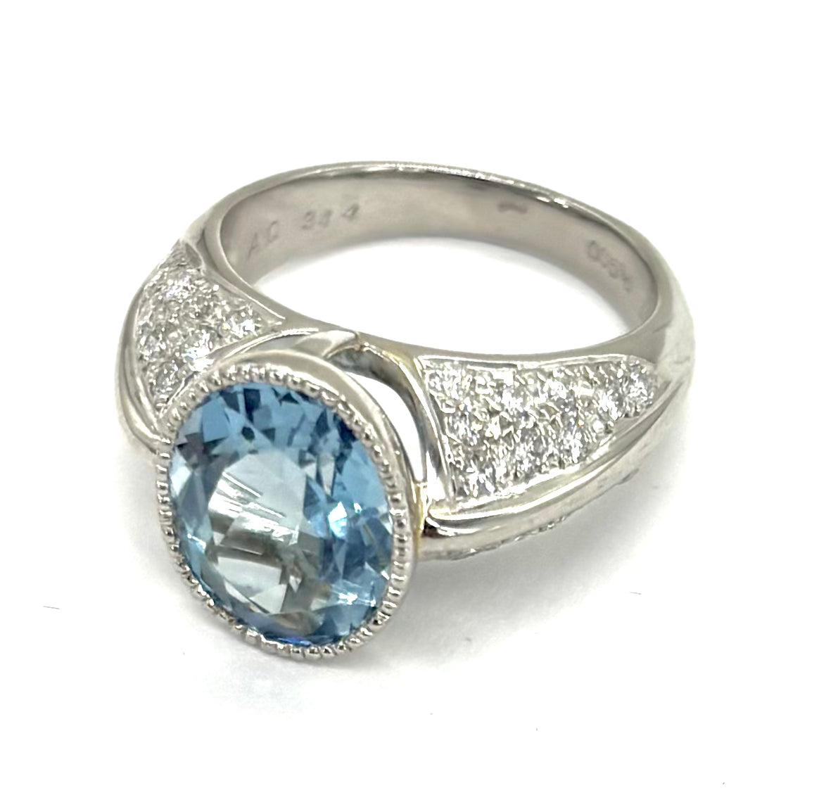 Platinum Diamond & Aquamarine Oval Ring for Women - Elegant Wedding, Engagement & Anniversary Jewelry Gift