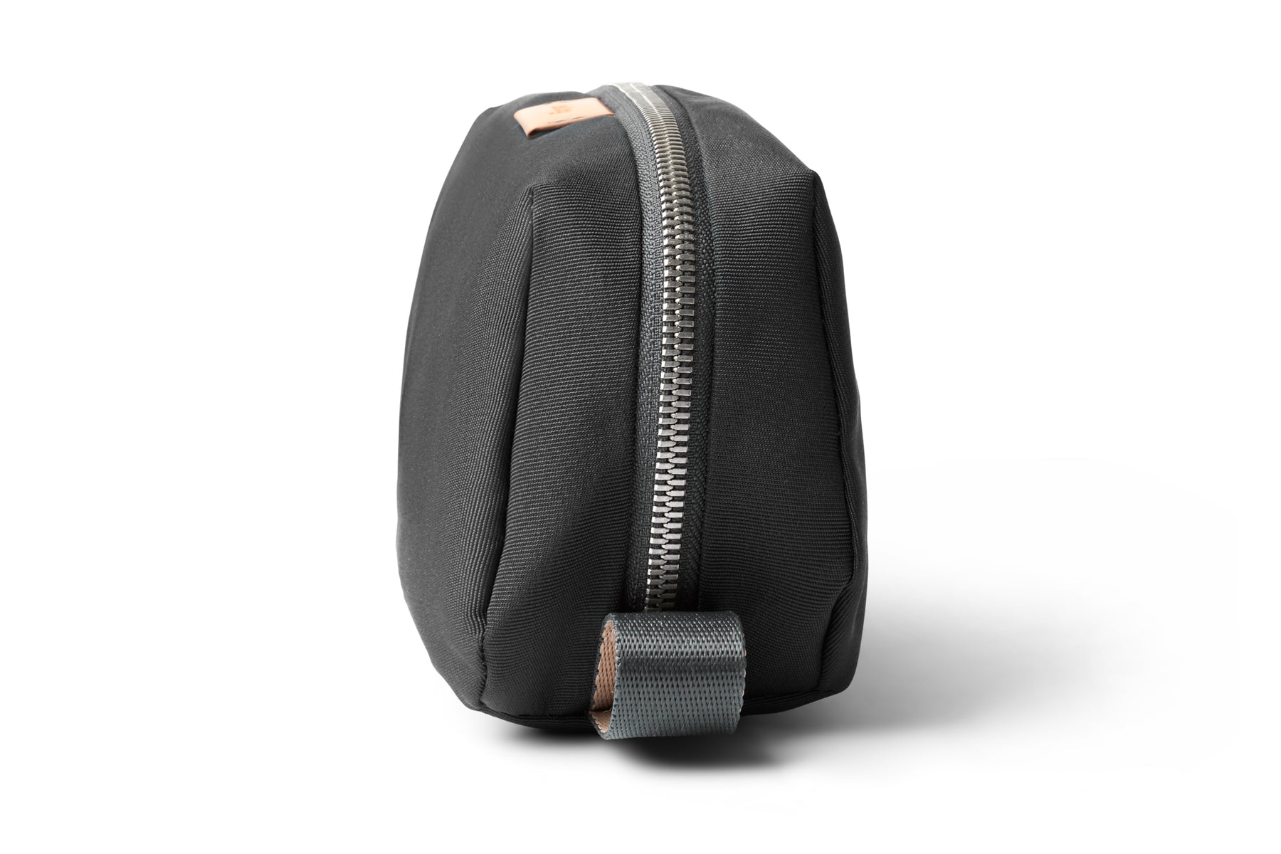 Bellroy Premium Travel Toiletry Bag - Water-Resistant & Compact Organizer for Men & Women | Perfect for Air Travel, Gym, Camping & Weekend Getaways