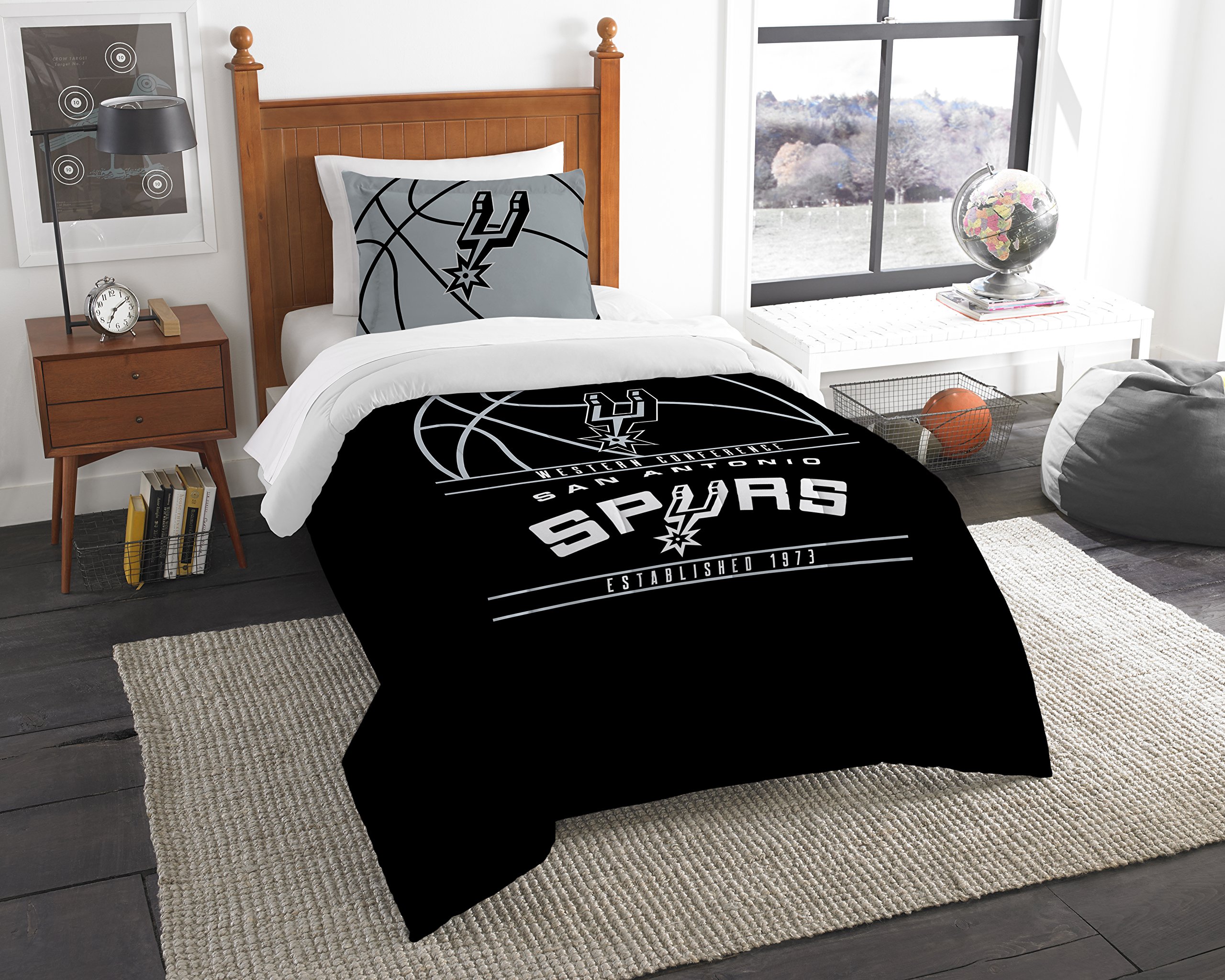 Officially Licensed NBA San Antonio Spurs Reverse Slam Twin Comforter Set with Sham - Perfect for Game Nights, Bedroom Decor, and Basketball Fans' Gift