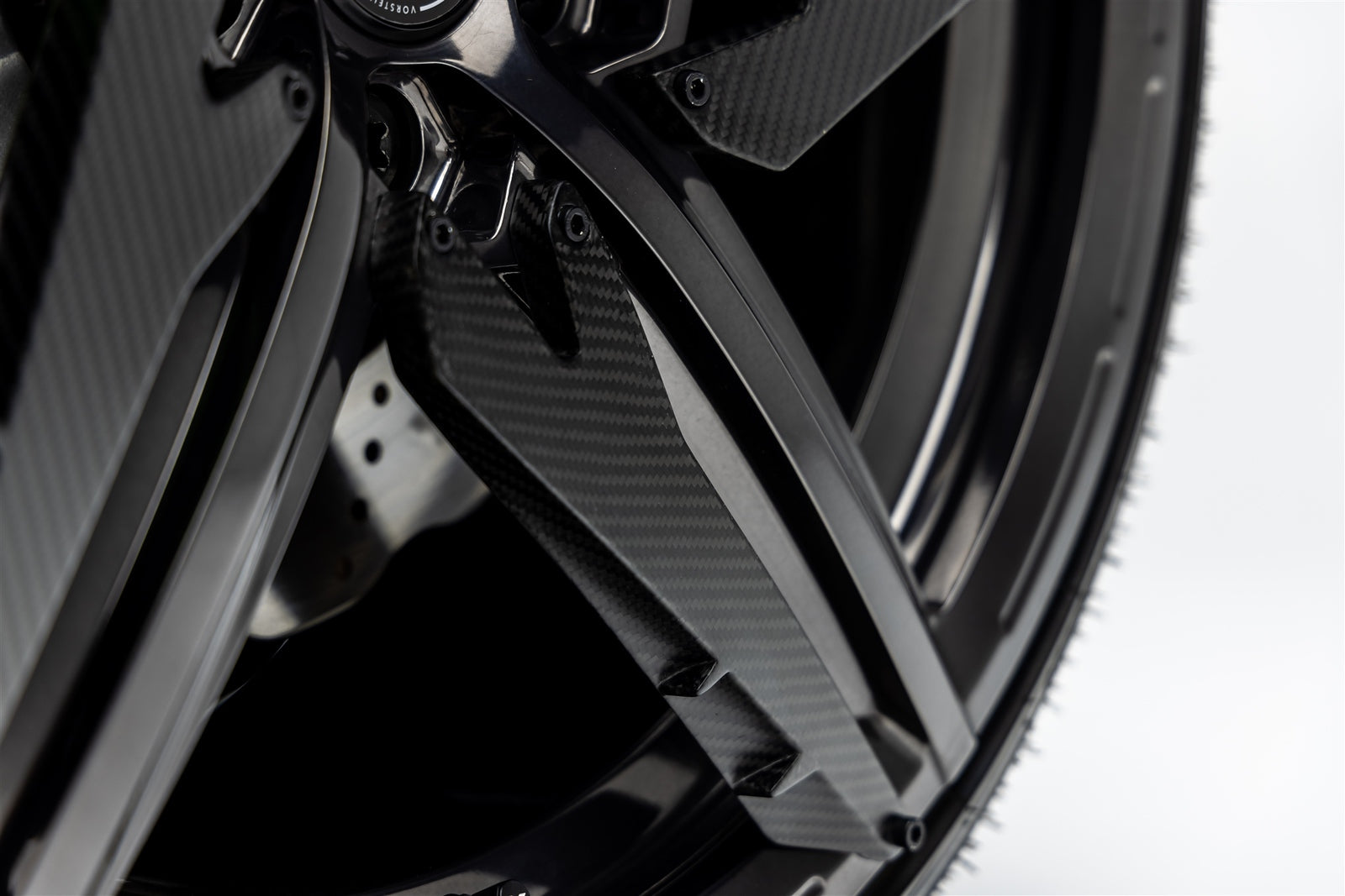 Lamborghini Huracan EVO 2WD Monza Aero Program CB 01 - High Performance Sports Car for Racing Enthusiasts | Perfect for Track Days and Supercar Events