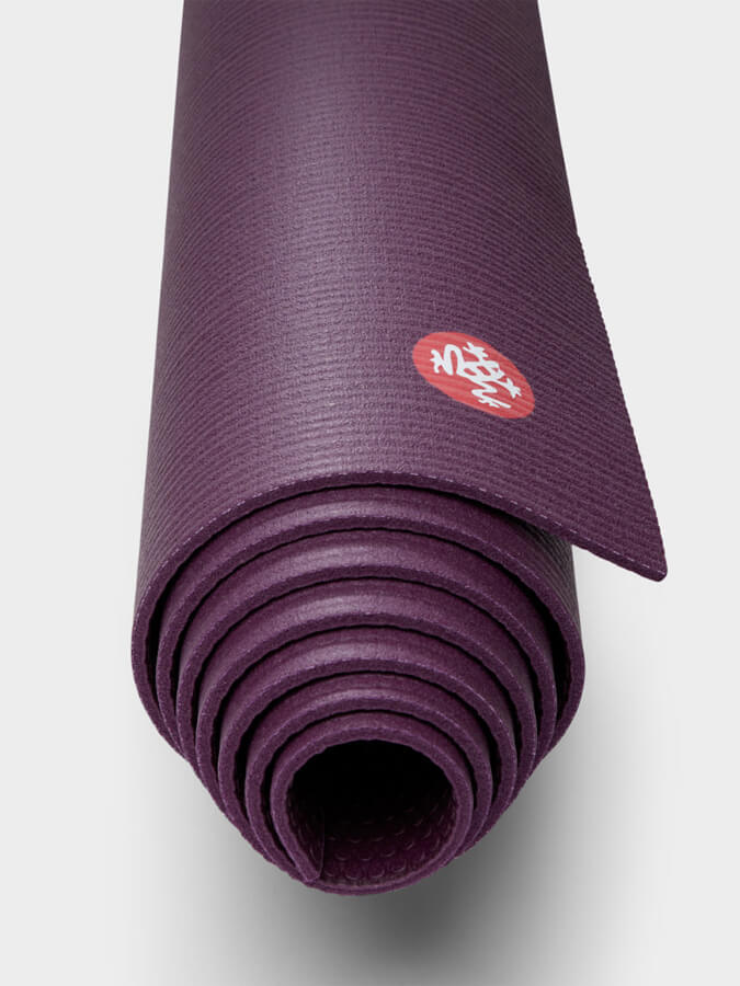 Manduka PROlite Standard 71 Yoga Mat 4.7mm - Premium Non-Slip Yoga Mat for Home & Studio Workouts - Ideal for Hot Yoga, Pilates & Meditation Practice