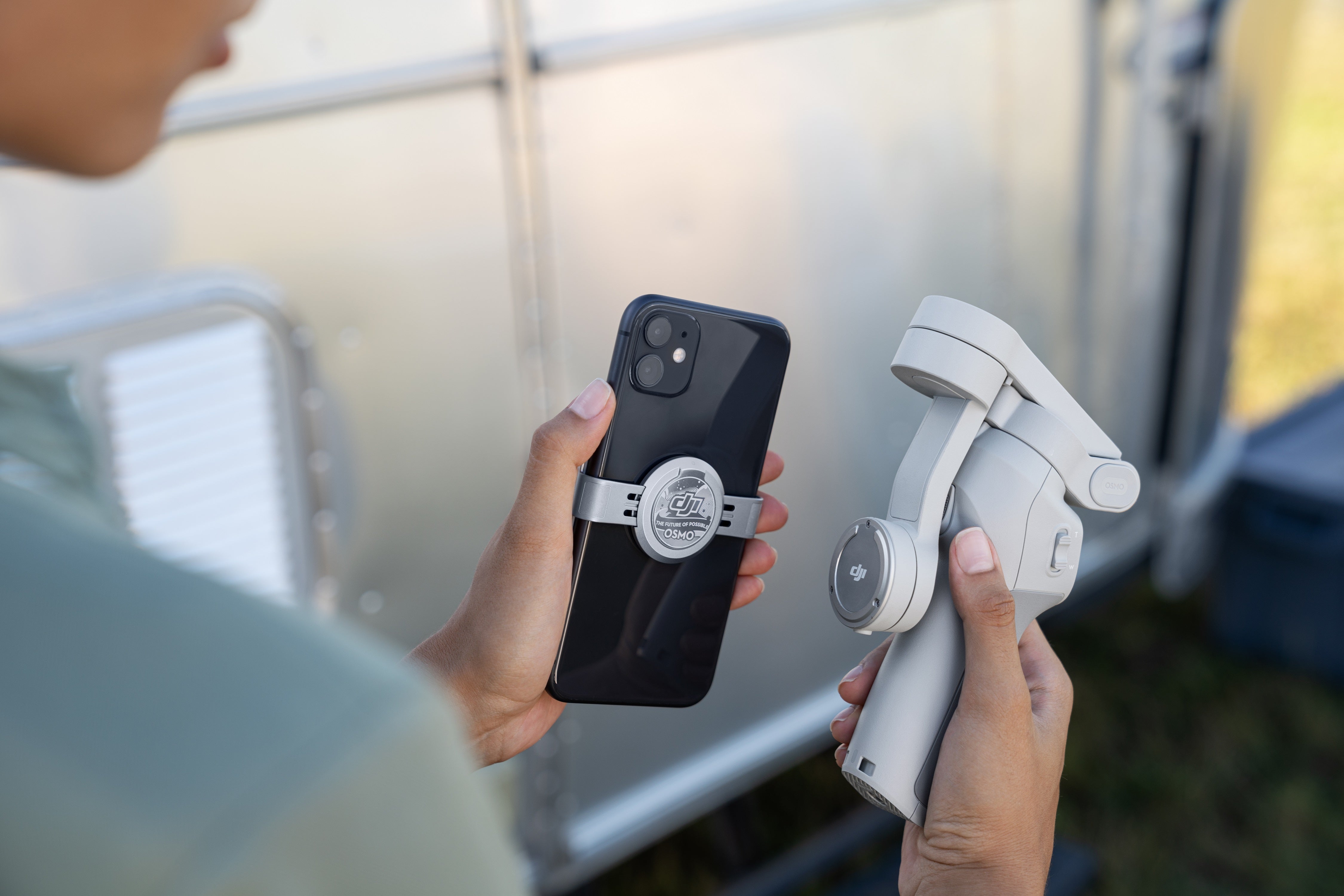 DJI OM 4 Smartphone Gimbal Stabilizer - 3-Axis Handheld Gimbal for iPhone & Android, Vlog & Live Streaming - Perfect for Travel Vlogging, TikTok Videos & YouTube Content Creation