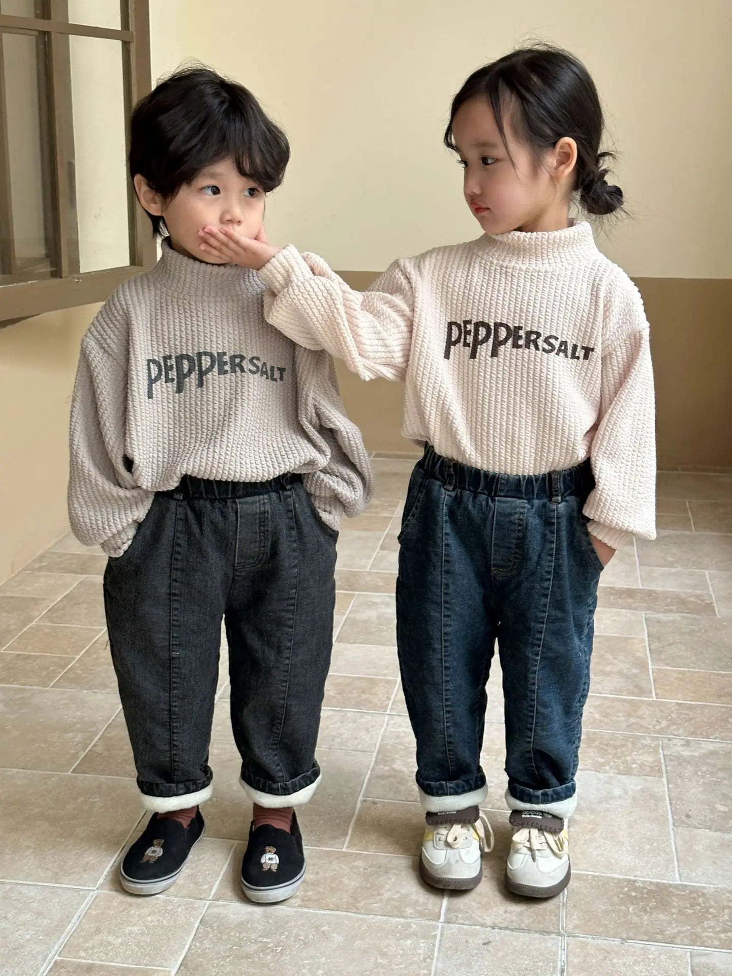 Kids' Fleece-Lined Denim Jeans for Boys & Girls - Warm Velvet Thickened Winter Pants, Cotton Casual Trousers for Autumn & Cold Weather - Perfect for School, Playdates and Outdoor Activities