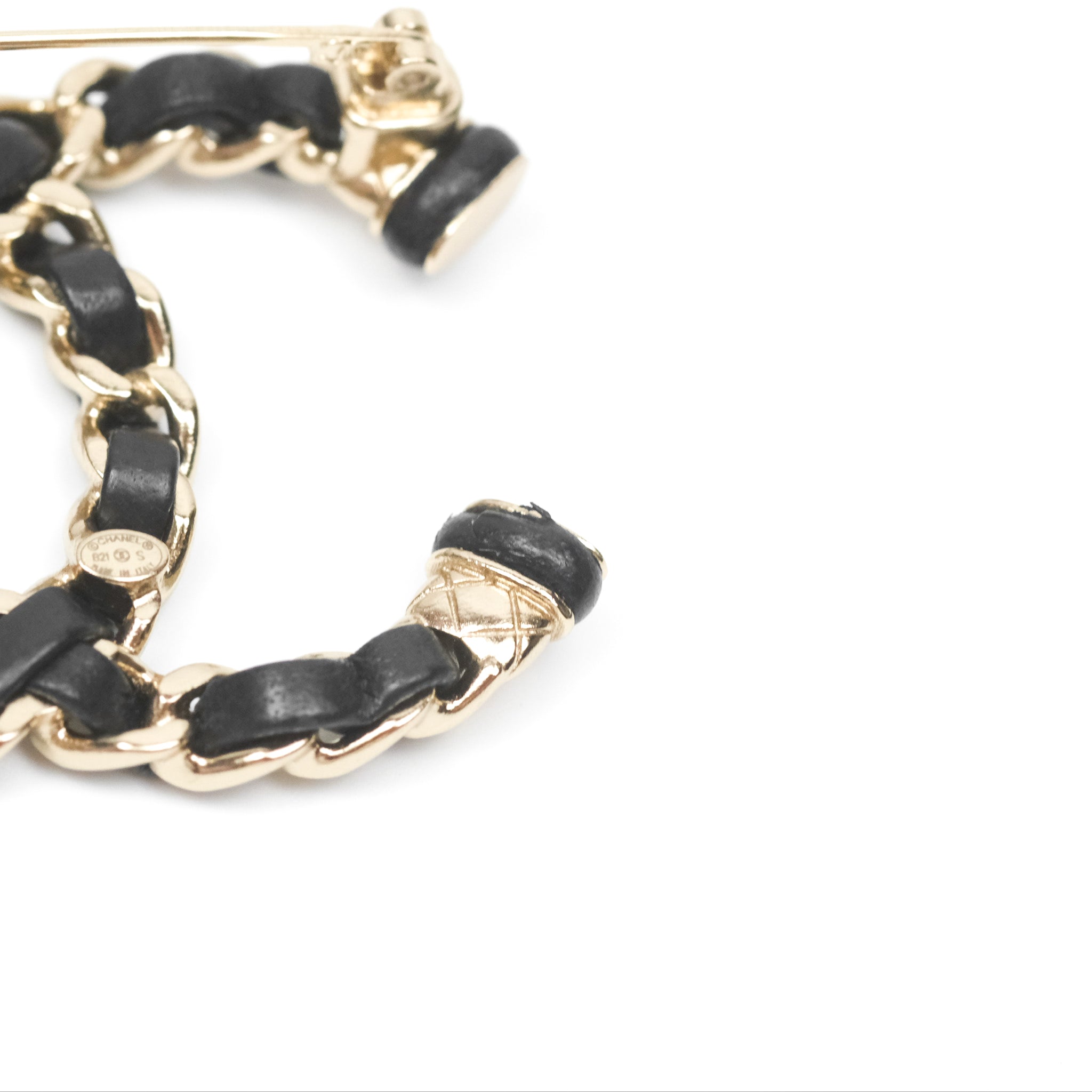 Chanel CC Black Lambskin Brooch in Gold Tone - Elegant Luxury Pin for Women - Perfect for Jackets, Bags, and Special Occasions