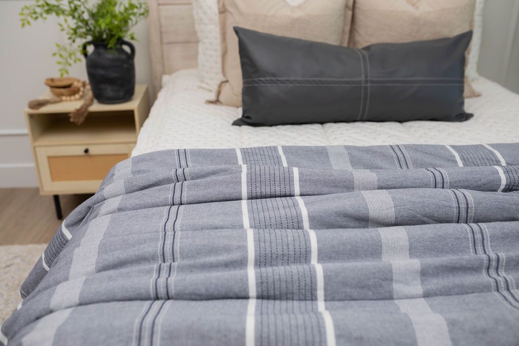Luxury Blair Luxe Blanket - Ultra Soft & Cozy Throw Blanket for Bed, Sofa & Travel - Perfect for Gifts, Home Decor & Winter Warmth