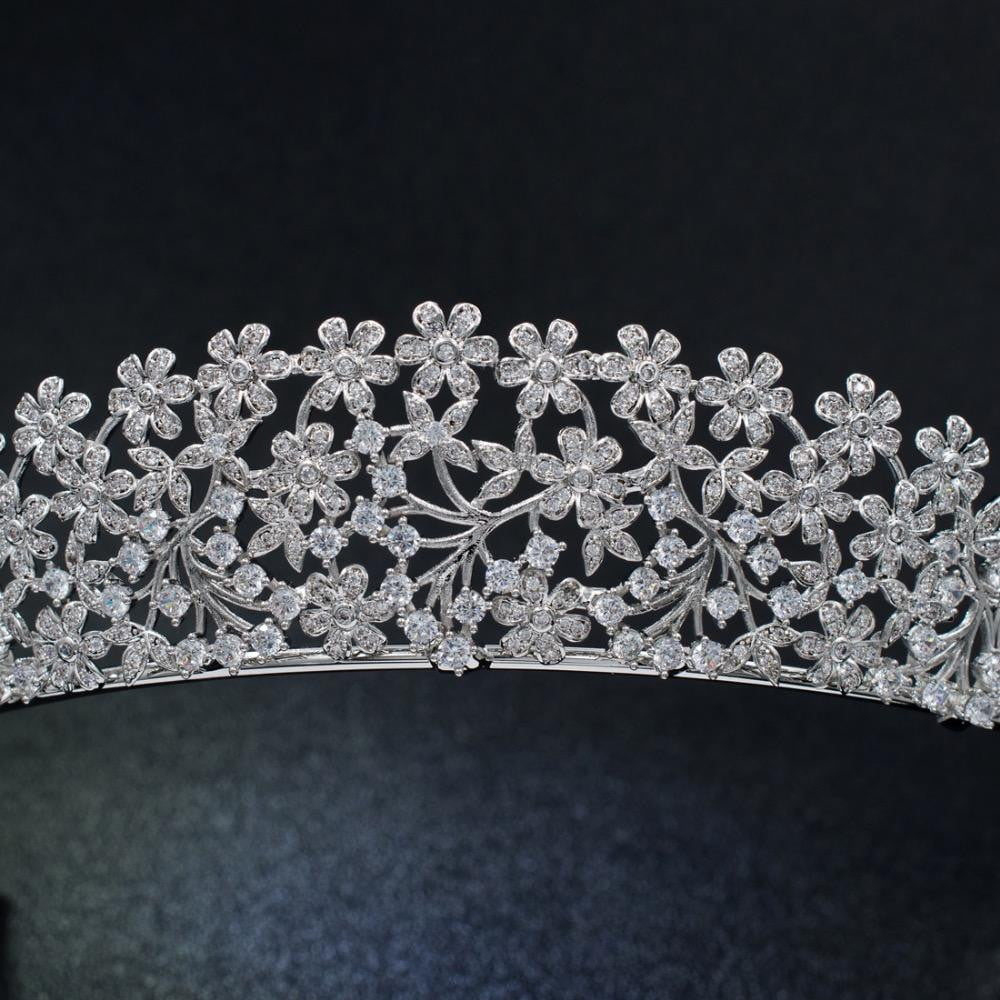 Elegant CZ Cubic Zirconia Princess Wedding Tiara Crown - Bridal Hair Accessories for Women | Perfect for Weddings, Prom, Pageants & Special Occasions