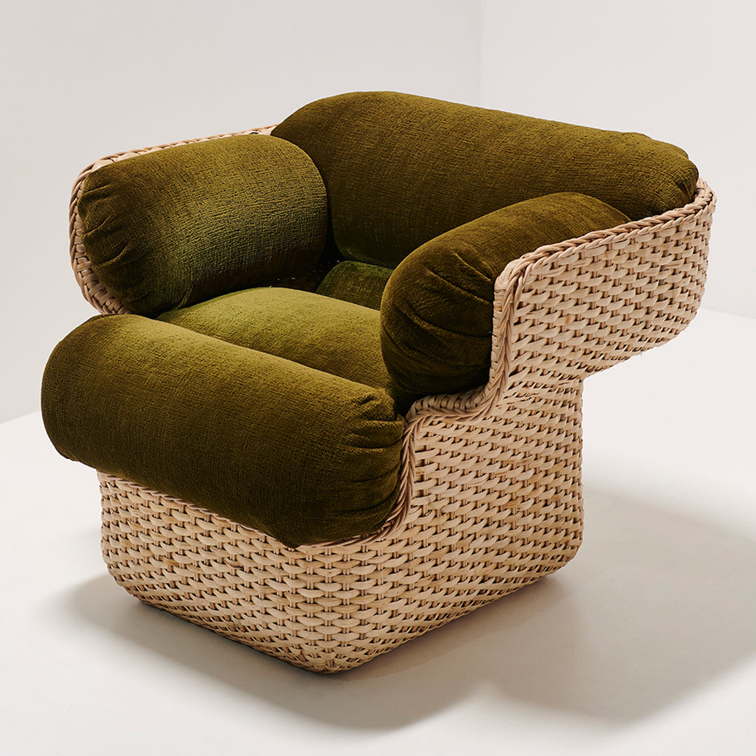 Premium Wicker Basket Lounge Chair for Patio, Outdoor & Garden - Comfortable Rattan Hanging Egg Chair with Cushion - Perfect for Relaxing, Reading & Sunbathing