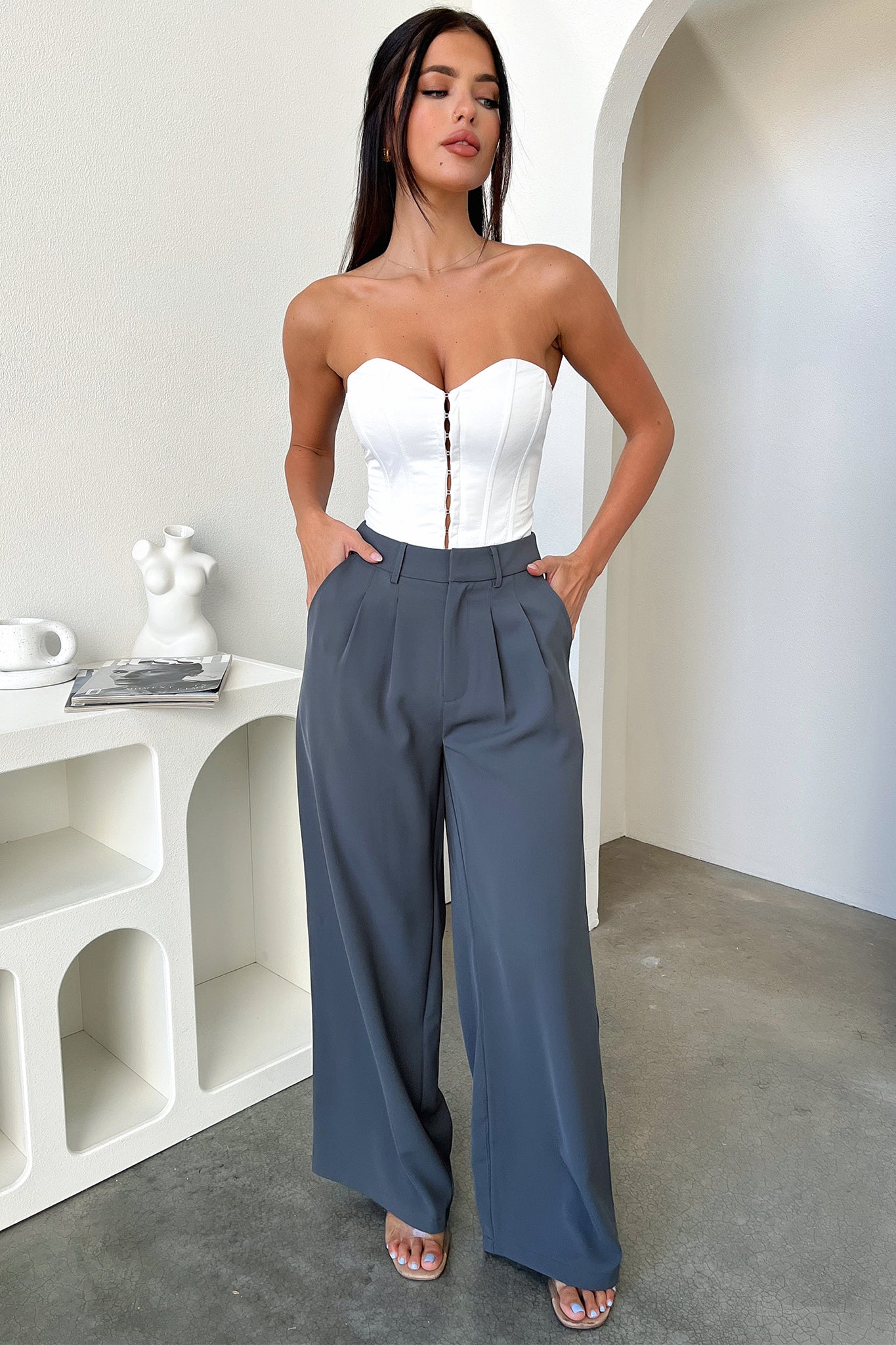 Melika Corset for Women - Elegant White Waist Trainer for Shapewear & Body Shaping - Perfect for Weddings, Parties, and Special Occasions