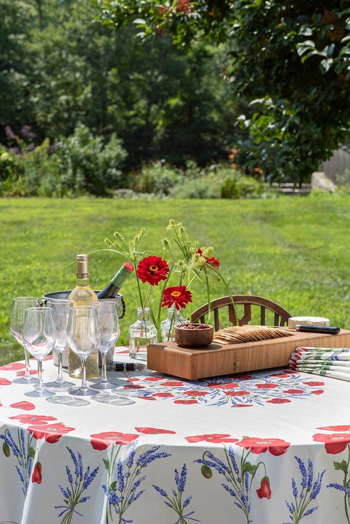 Amelie Michel Wipe-Clean French Tablecloth - Poppies Ivory Design | 100% Cotton Acrylic-Coated Fabric | Spill Proof & Easy Care | 70-Inch Round Dining Table Cover | Perfect for Outdoor Picnics & Formal Dinner Parties