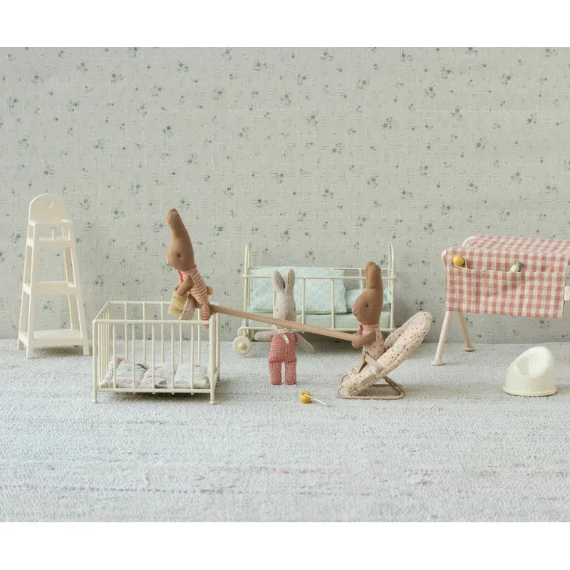 Maileg Matchbox Baby Twins - Adorable Miniature Doll Set for Kids | Perfect for Pretend Play, Collectibles & Gift Giving