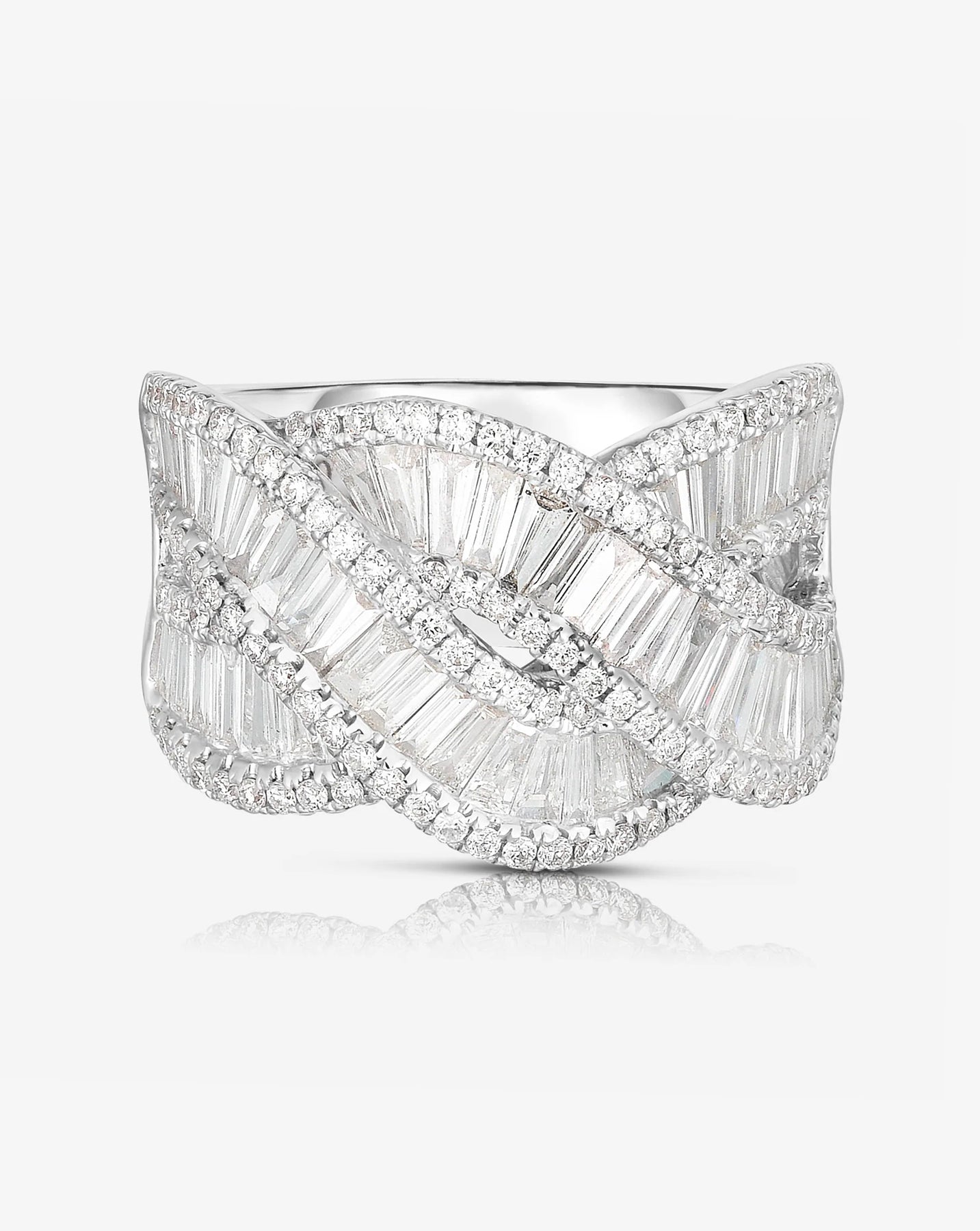 Elegant Baguette Lace Ring - Dainty Stackable Wedding Band for Women - Perfect for Engagement, Anniversary & Everyday Wear