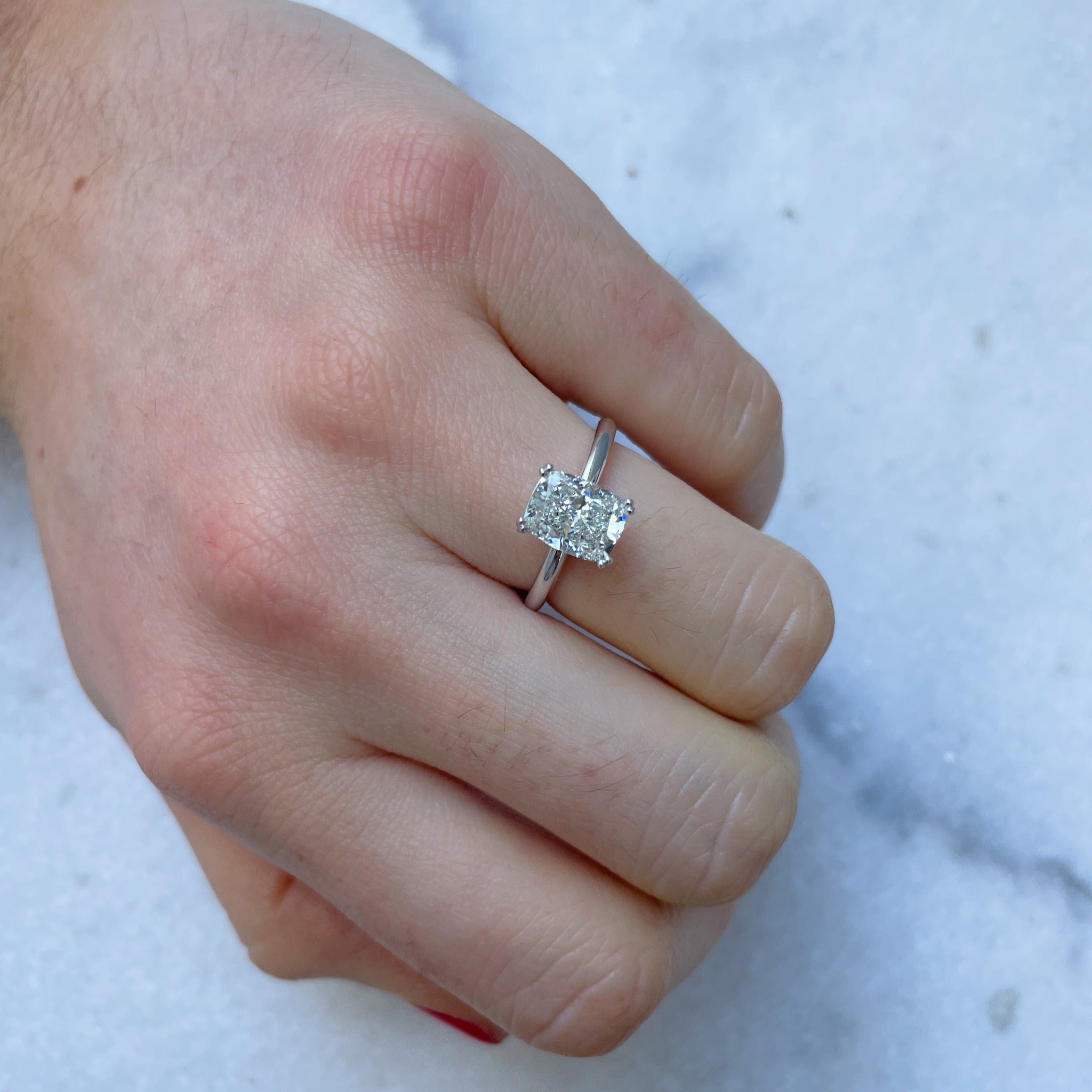 2 Carat I Color SI1 Clarity Cushion Brilliant Cut Diamond Solitaire Engagement Ring in 14K Gold - Perfect for Proposals, Weddings & Anniversaries