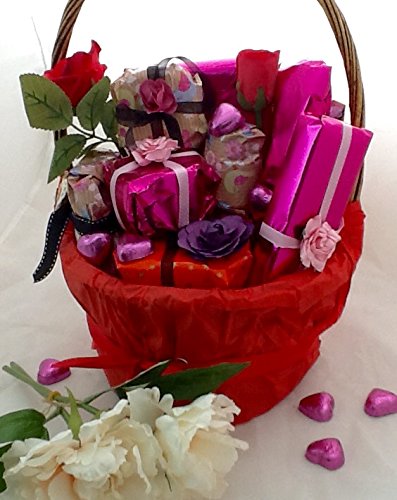 Luxury Beauty & Makeup Gift Hamper in Wicker Basket - Individually Wrapped Premium Cosmetics Set - Perfect Birthday, Anniversary & Holiday Present for Women