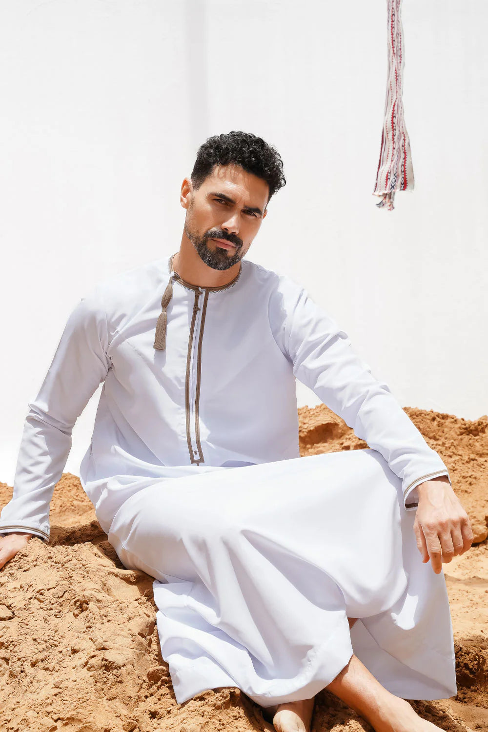 Premium Faris Omani Thobe Jubba - Traditional White & Olive Embroidered Arabic Robe for Men - Perfect for Eid, Weddings & Special Occasions