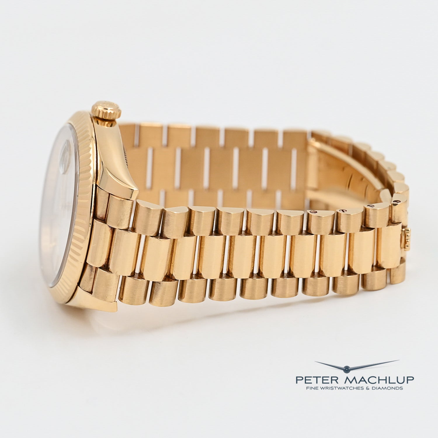Rolex Day-Date 40 Watch 18K Gold Men's Luxury Watch - Perfect for Business Meetings & Formal Events