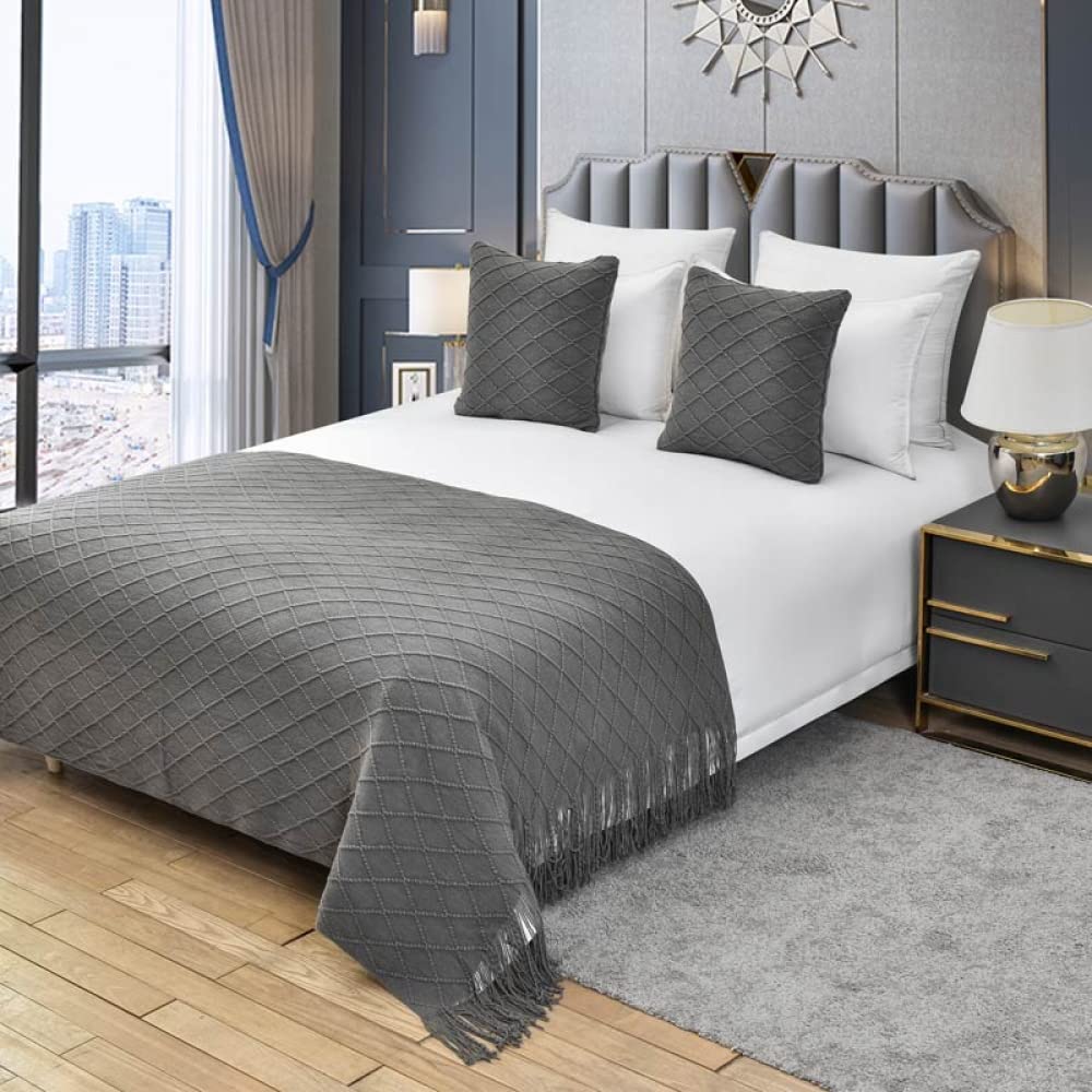 King Size Bed Runner - Soft Woven Bed Scarf for Foot of Bed, Solid Color Weaving Pattern Bedspread & Throw - Perfect for Hotel Bedrooms, Home Decor, and Cozy Bedroom Styling