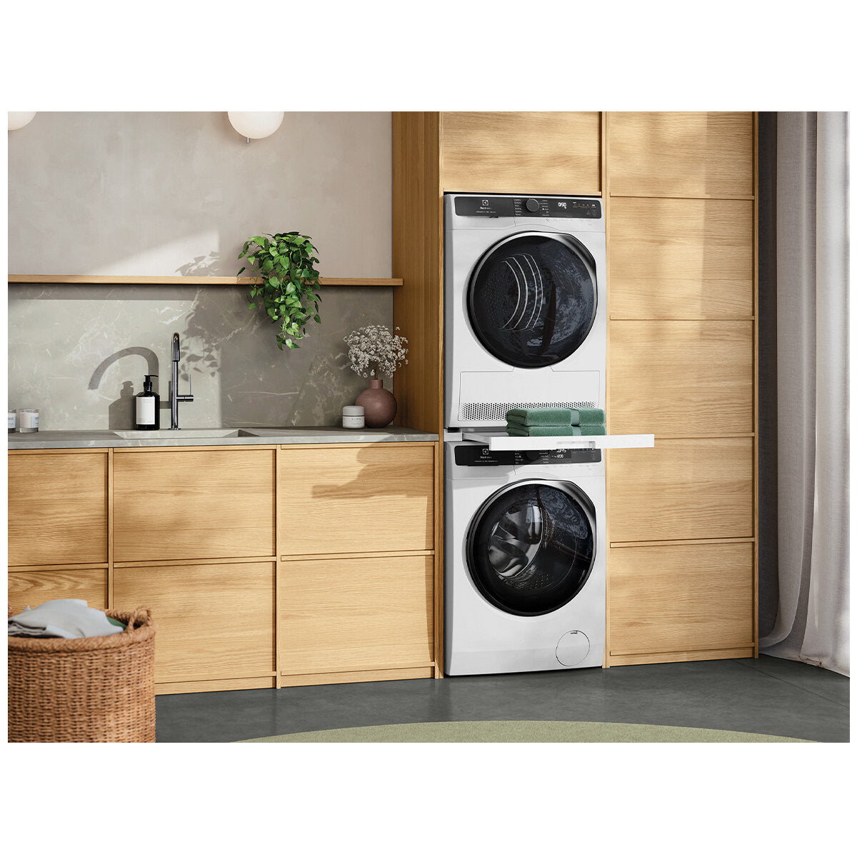 Electrolux 9kg UltimateCare 700 Front Load Washing Machine EWF9043R7WC - Energy Efficient, Quiet & Large Capacity for Family Laundry Needs