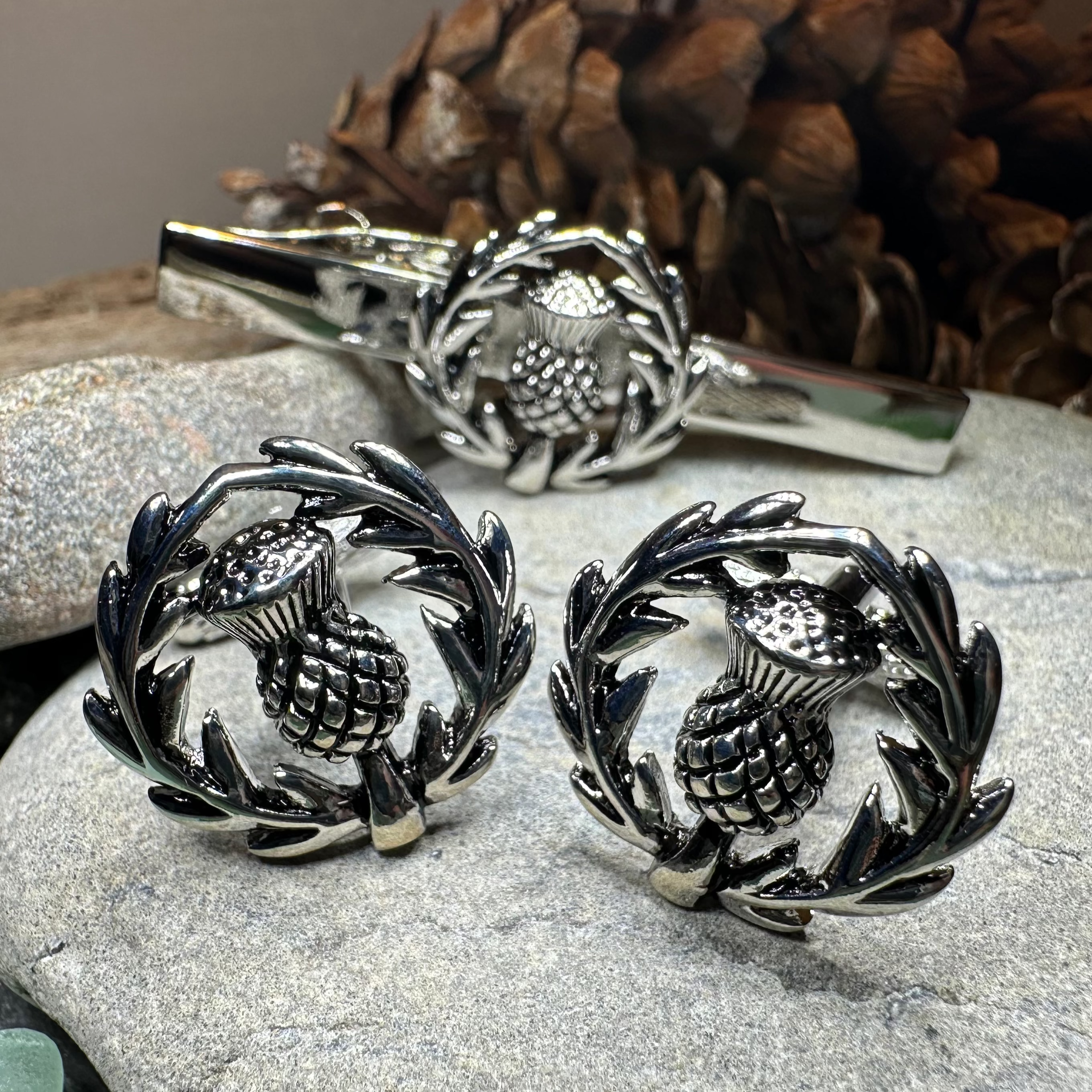 Classic Scottish Thistle Tie Bar & Cufflink Set for Men - Elegant Silver Plated Kilt Accessories - Perfect for Weddings, Formal Events & Scottish Heritage Celebrations
