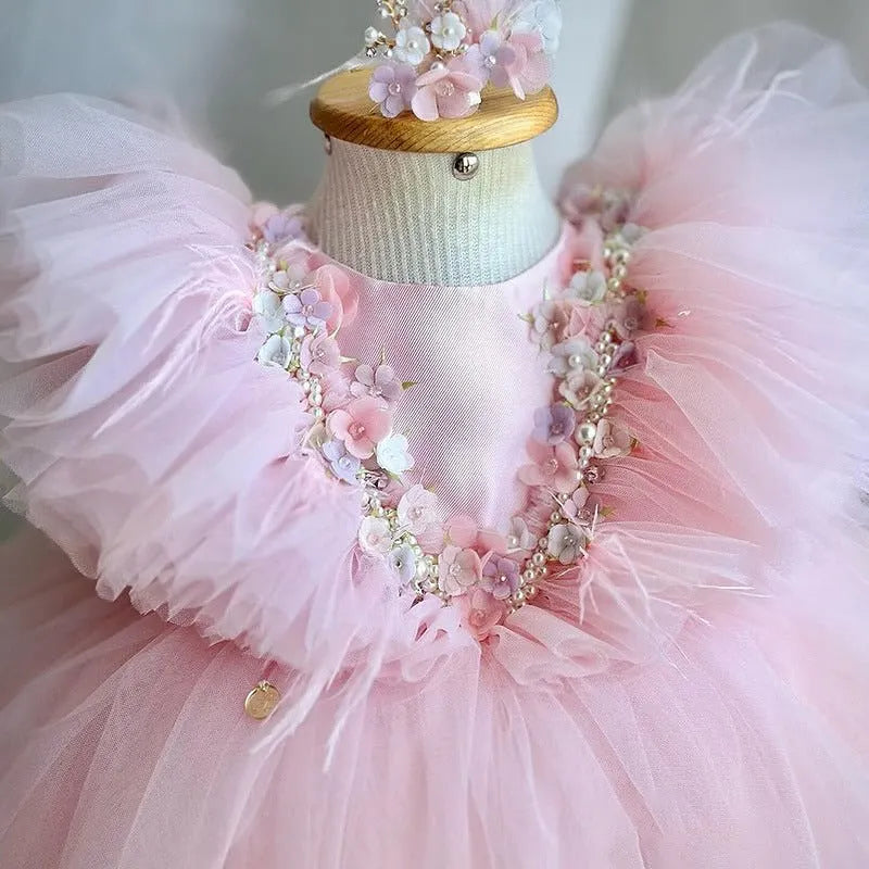 Exquisite Flower Girl Dress with Pleated Skirt, Pearl Beading & Floral Appliques – Elegant Mesh Princess Wedding Dress for Special Occasions