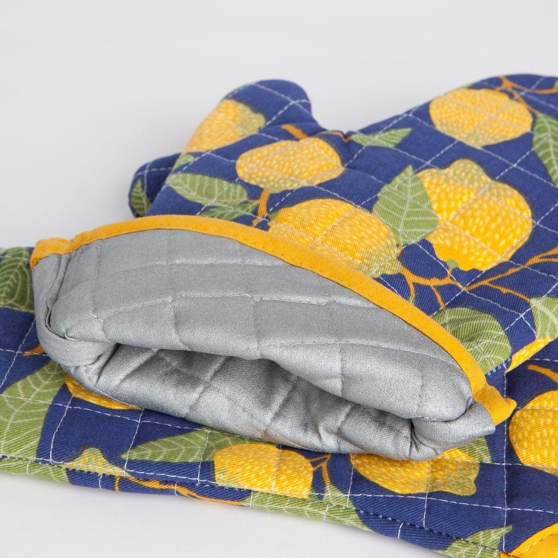 Now Designs Lemons Chef Oven Mitt - Heat Resistant Kitchen Glove for Baking, Cooking & Grilling - Perfect for Home & Professional Use