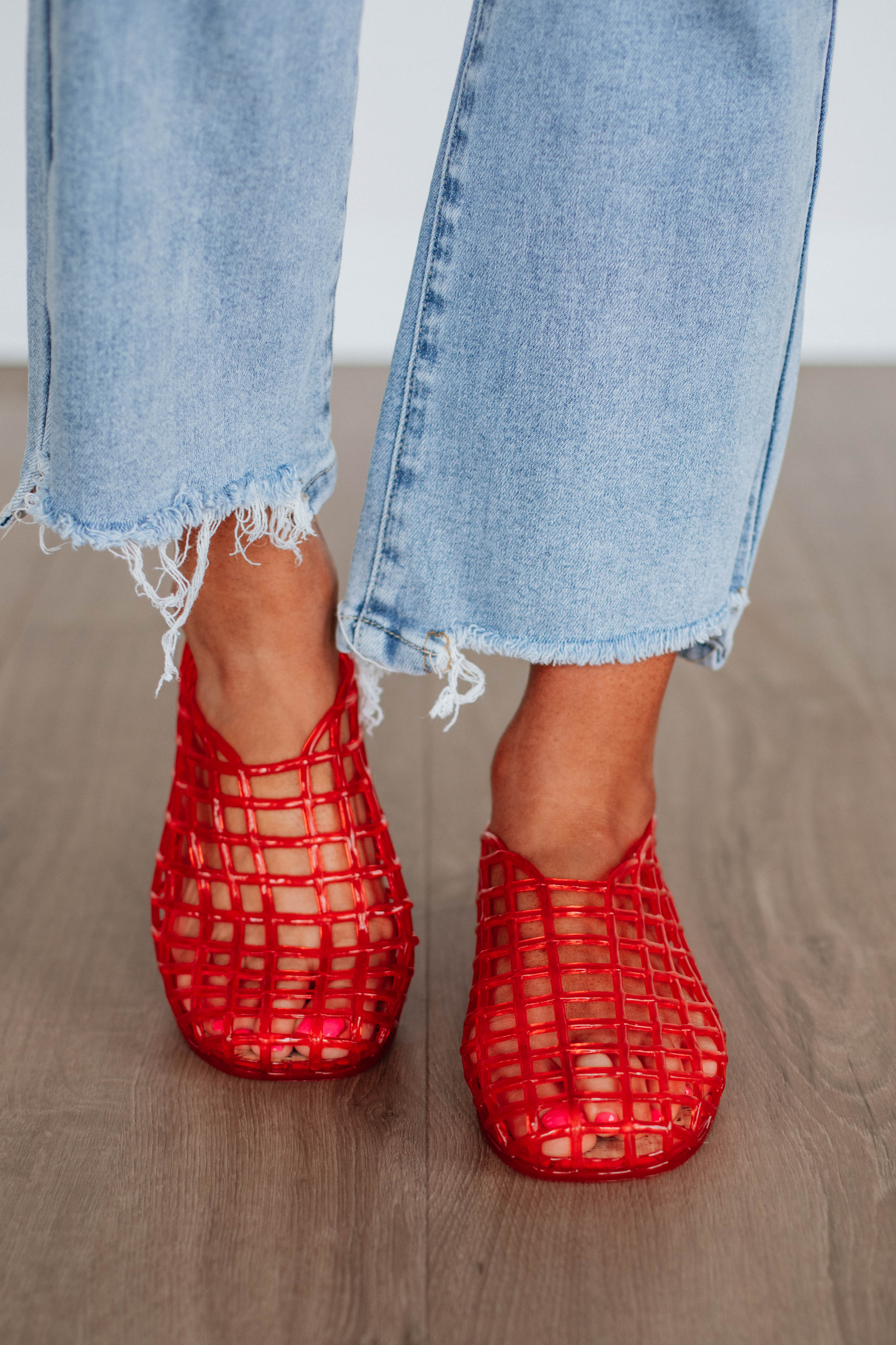 Totally Jelly Flats - Comfortable Women's Red Sandals for Beach, Pool & Summer Outfits | Non-Slip Casual Shoes